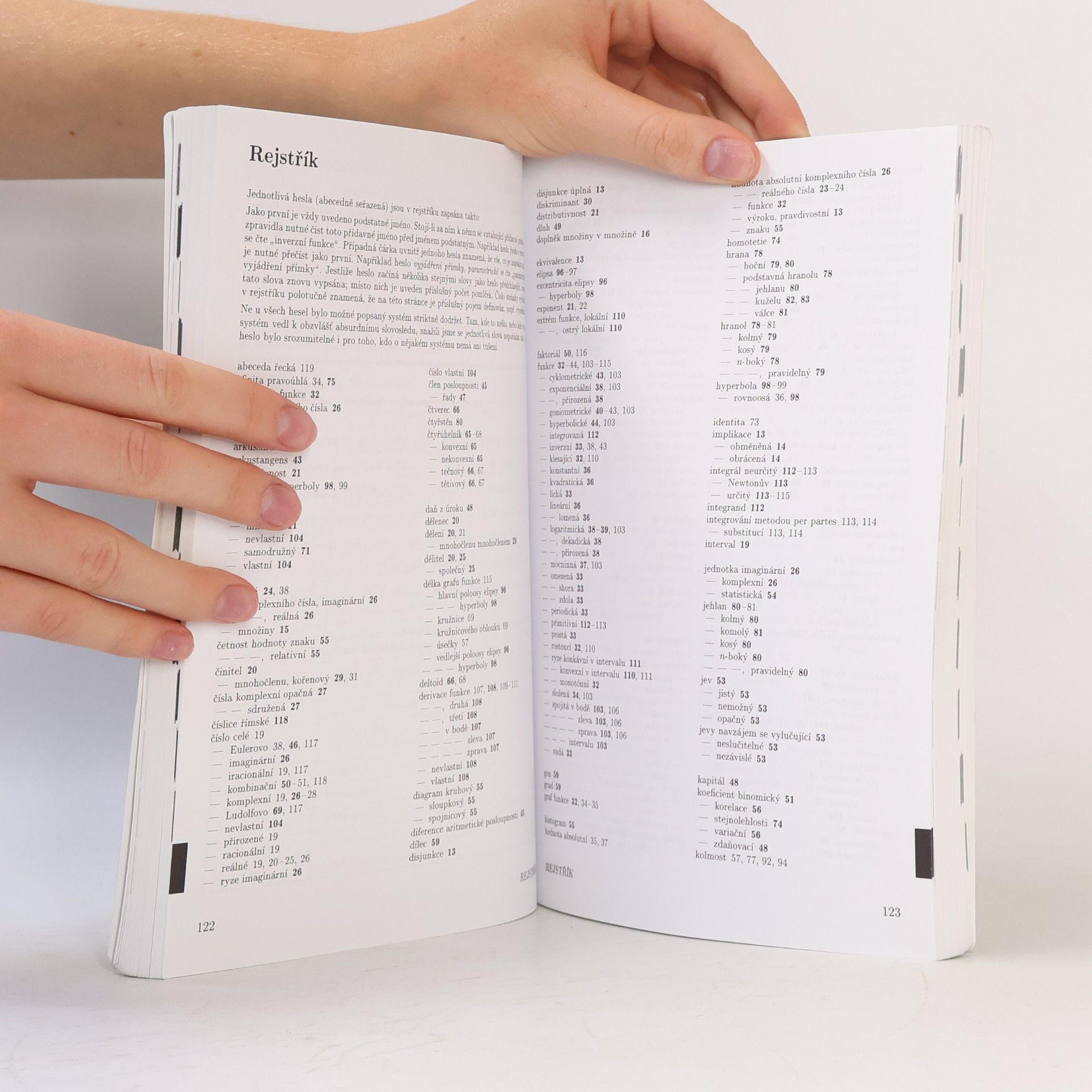 Jiří Mikulčák Matematické, fyzikální a chemické tabulky a vzorce pro střední školy