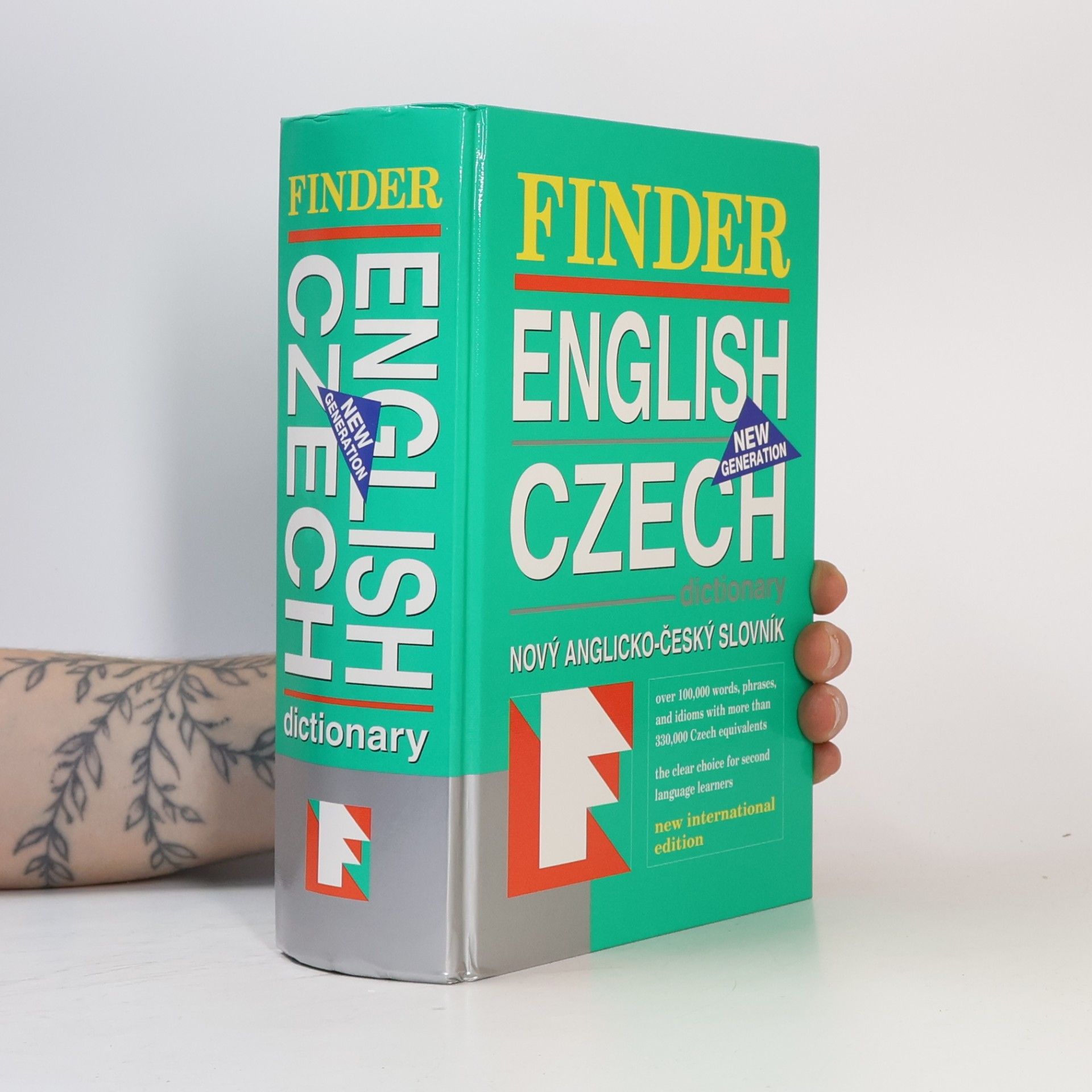 Autorenkollektiv English-Czech dictionary = Anglicko-český slovník