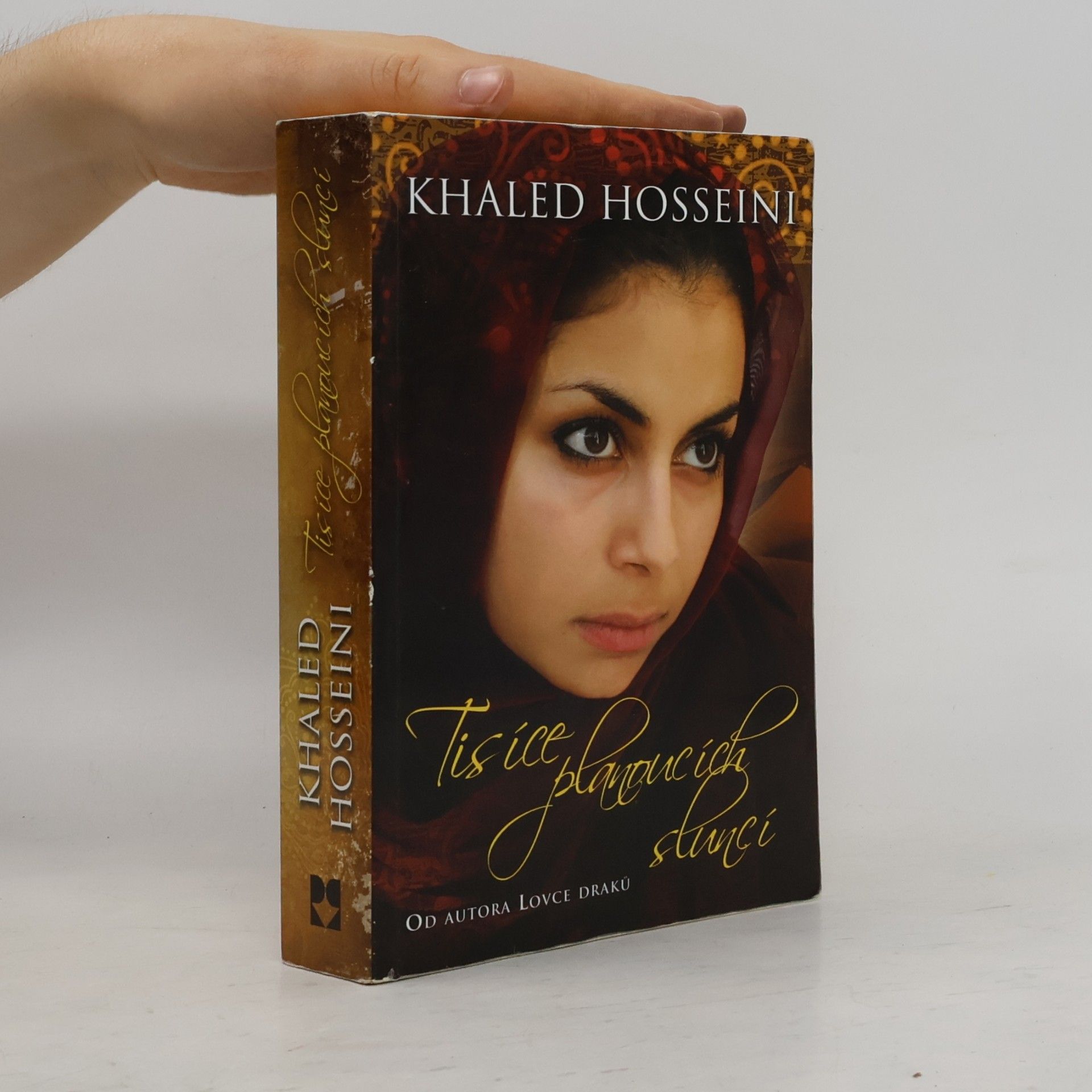 Khaled Hosseini Tisíce planoucích sluncí