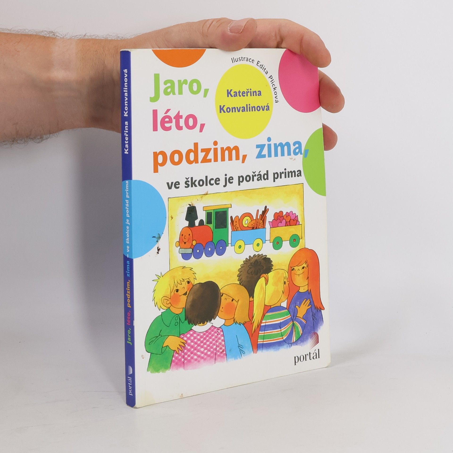 Jaro, léto, podzim, zima, ve školce je pořád prima