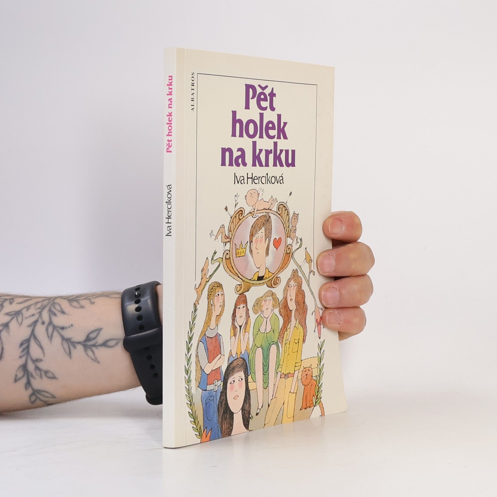 Pět holek na krku