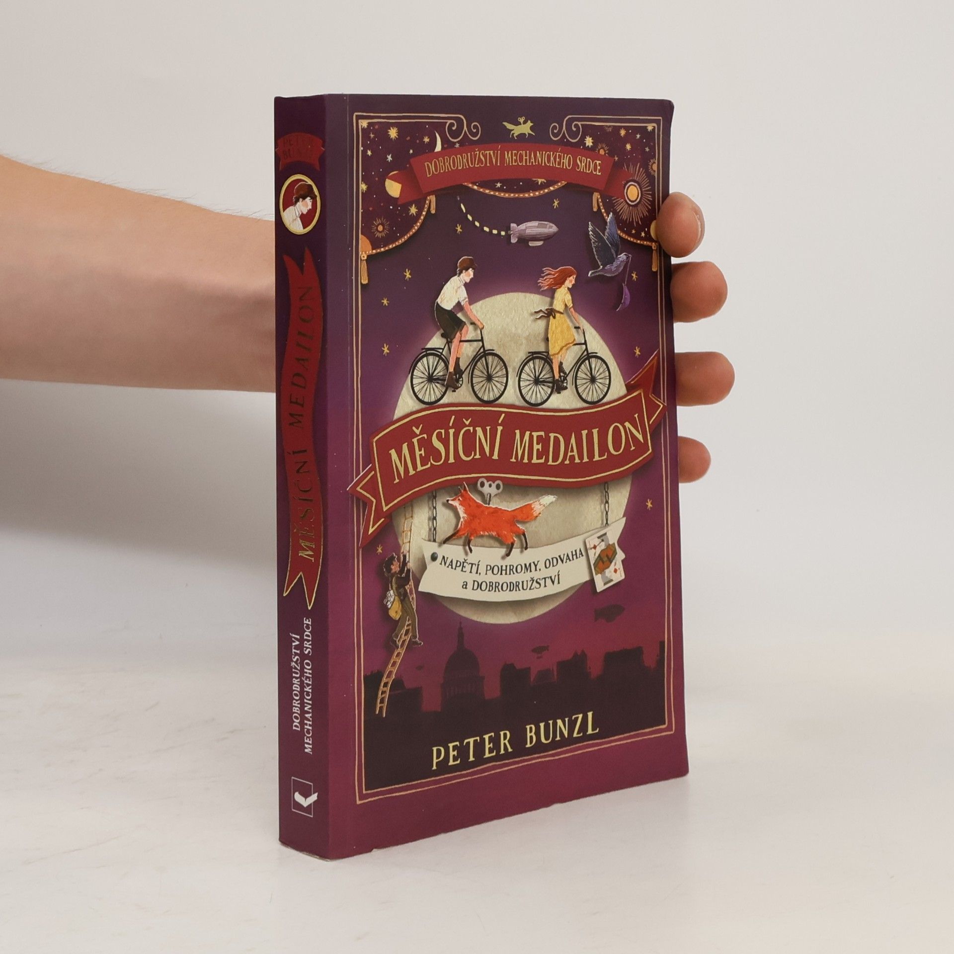 Peter Bunzl Měsíční medailon