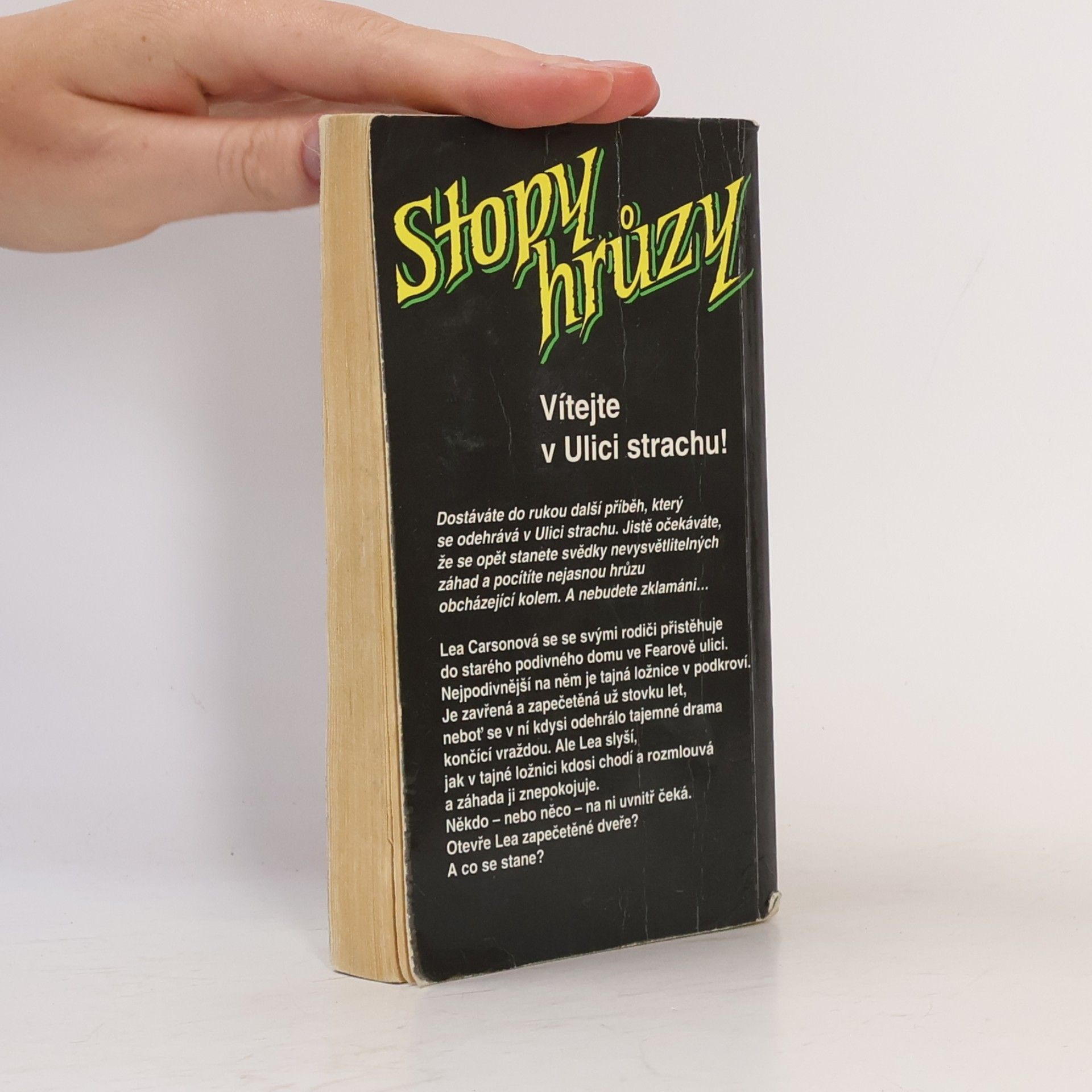 R. L. Stine Tajná ložnice. Stopy hrůzy 4.