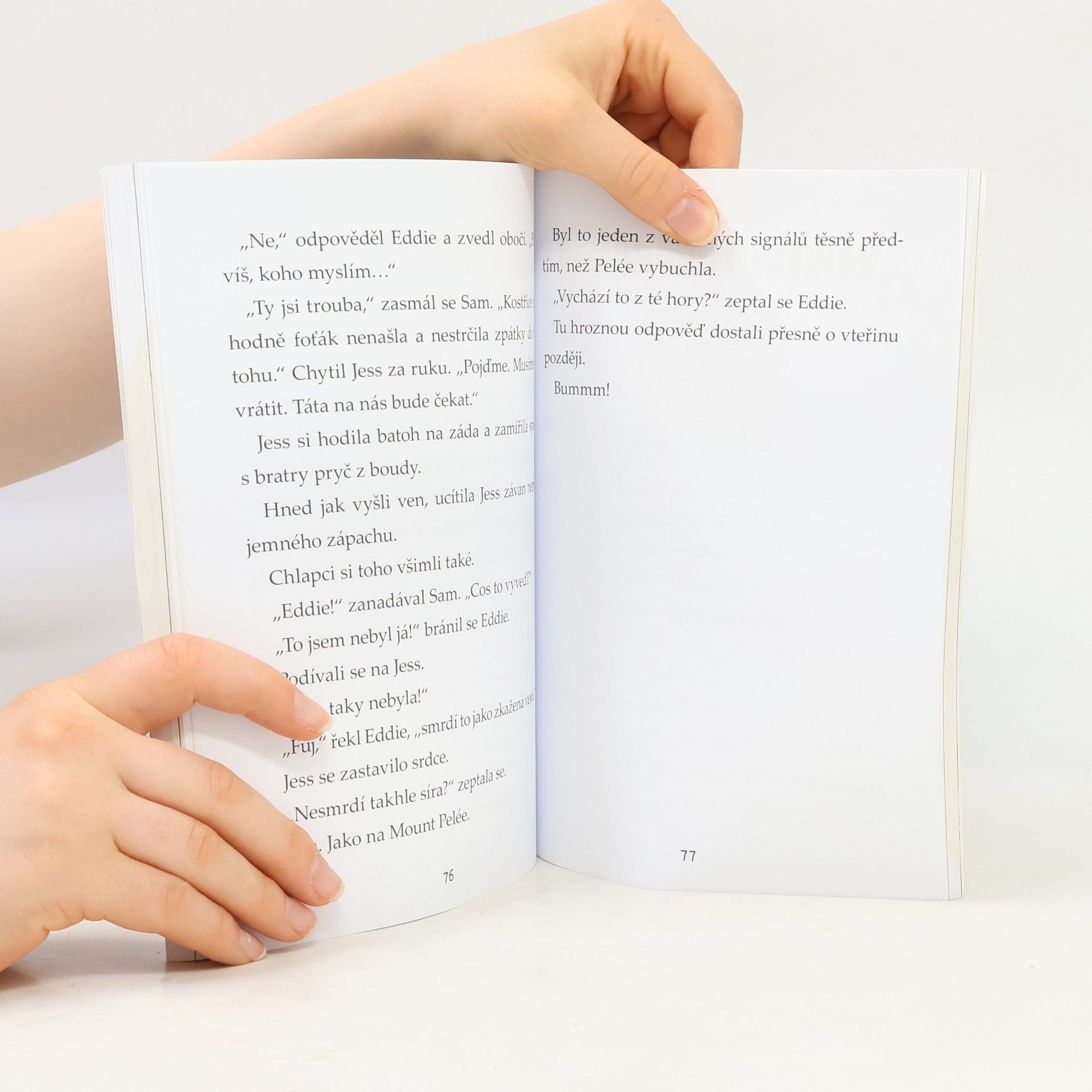 Lauren Tarshis Hora ožívá. Přežila jsem výbuch sopky Sv. Heleny, 1980