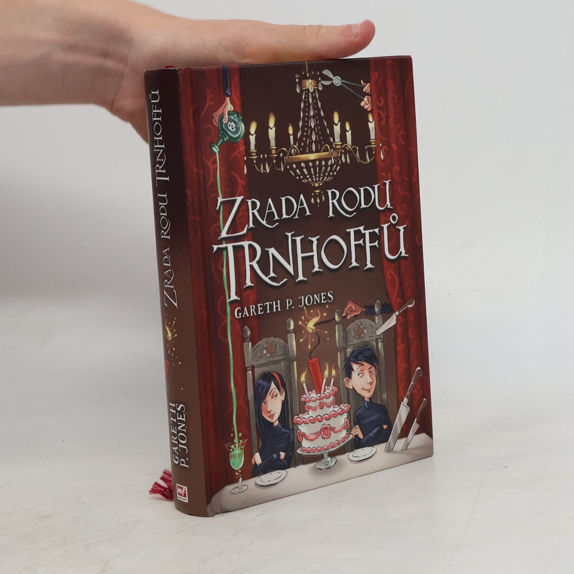 Gareth P. Jones Zrada rodu Trnhoffů