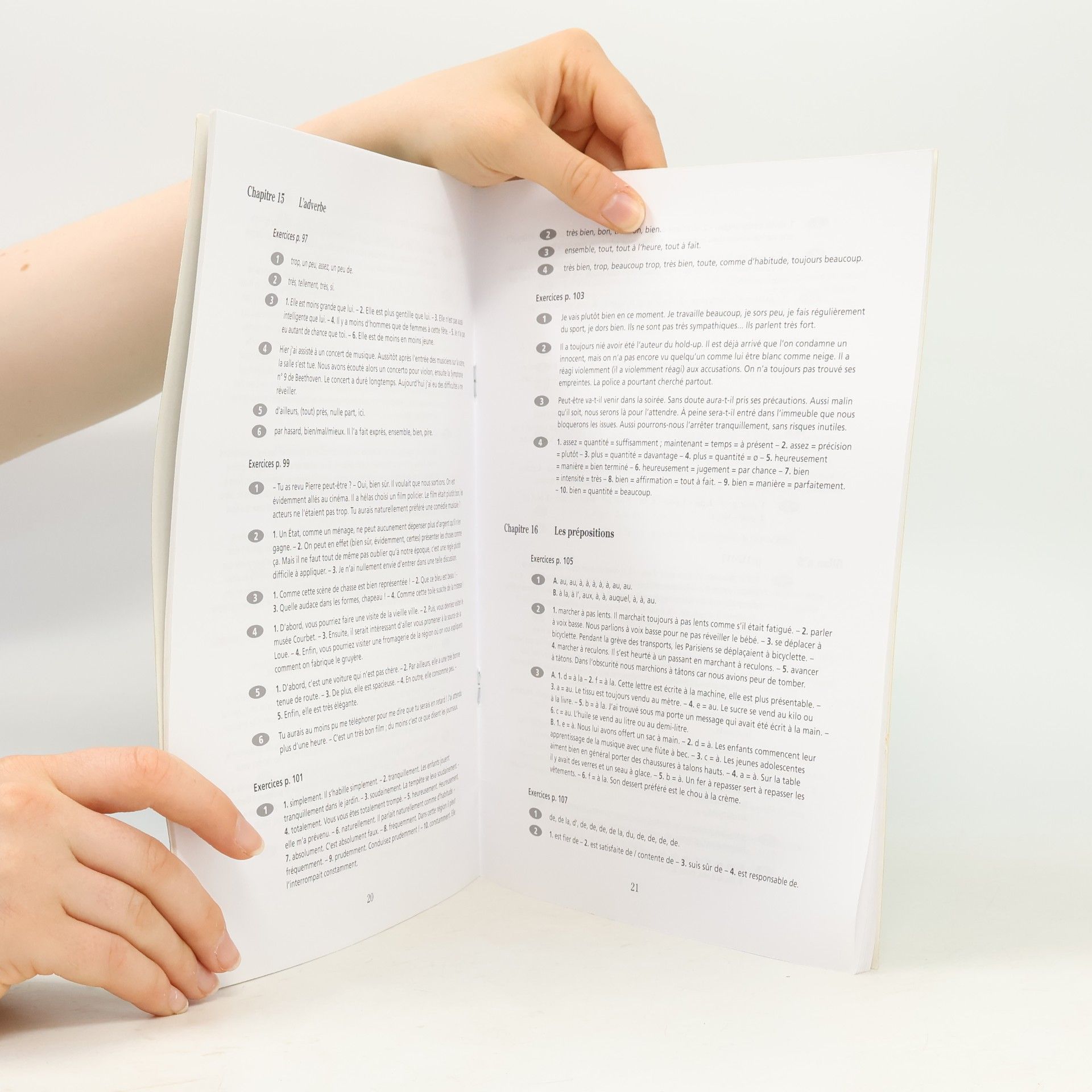 Kolektív autorov Grammaire progressive du Francais - avancé : Corrigés.