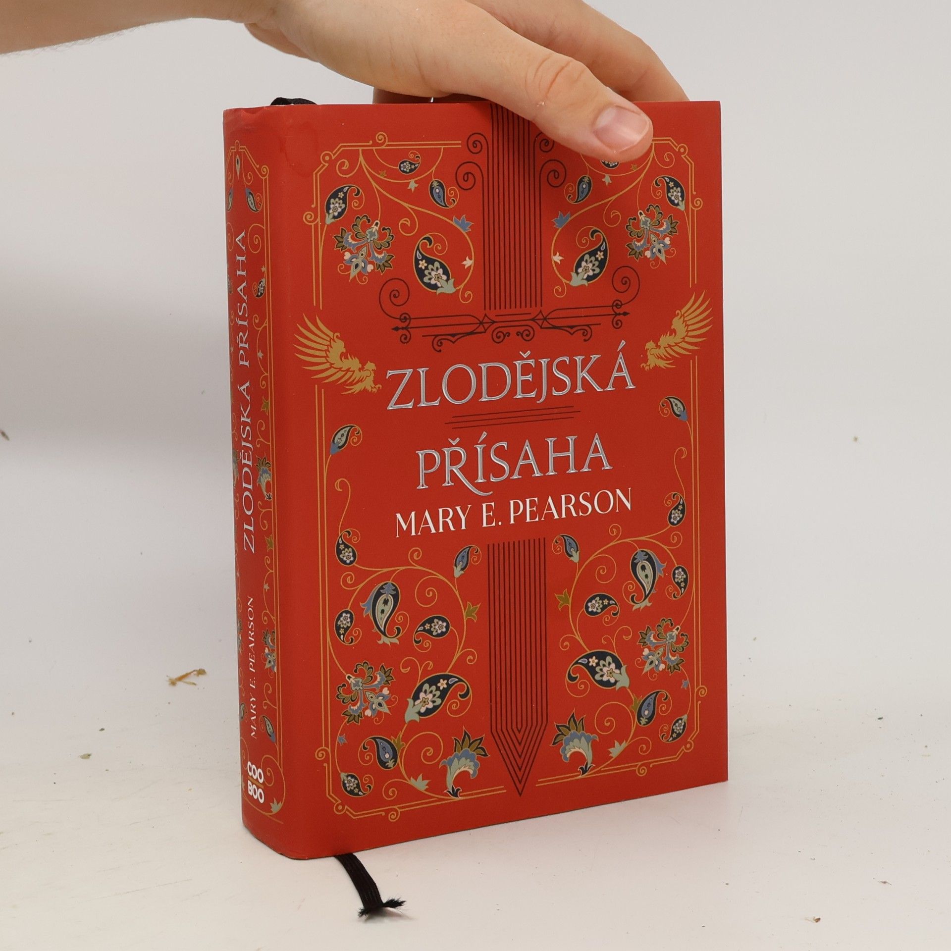 Mary E. Pearson Zlodějská přísaha