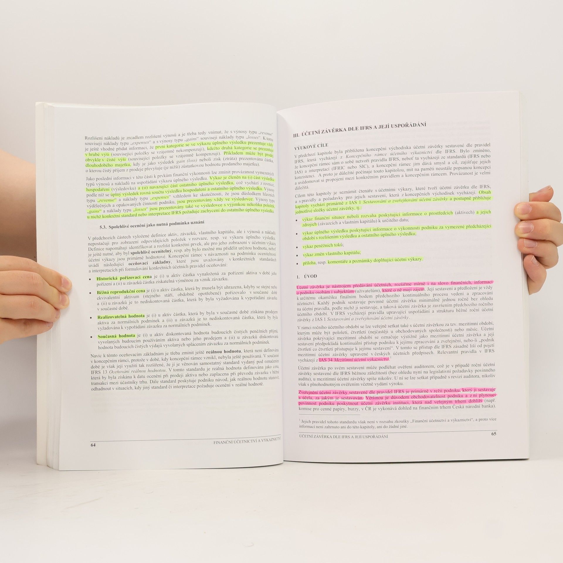 Various authors Finanční účetnictví a výkaznictví