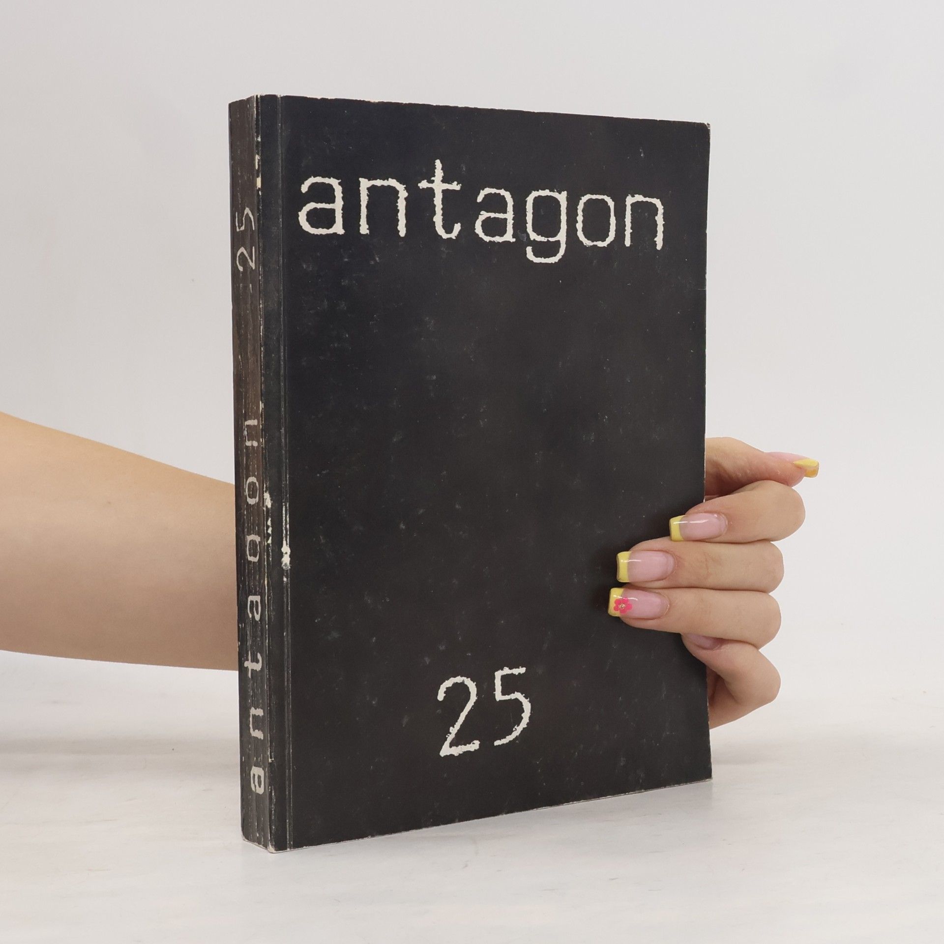 Kolektív autorov Antagon 25