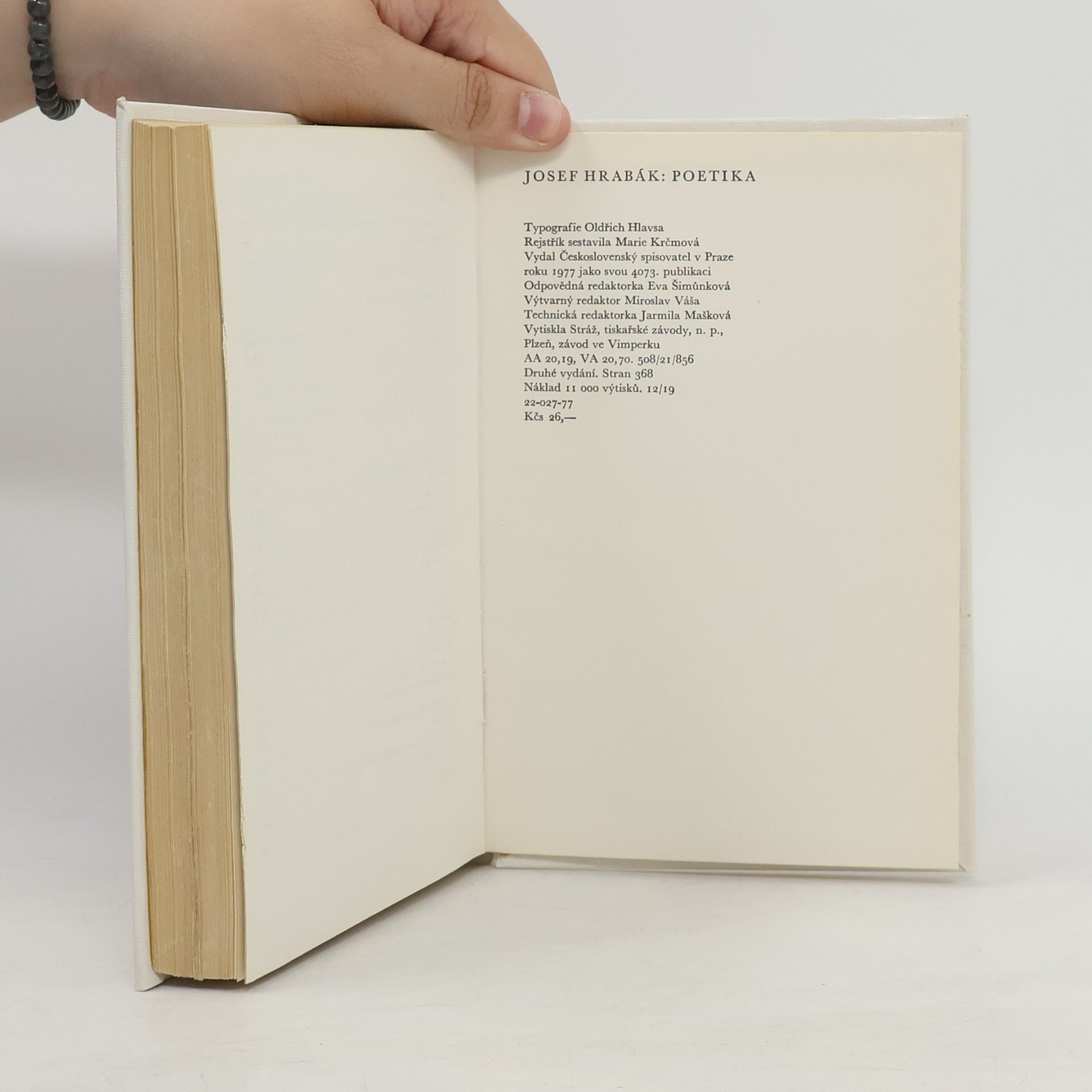 Marie Krčmová Poetika