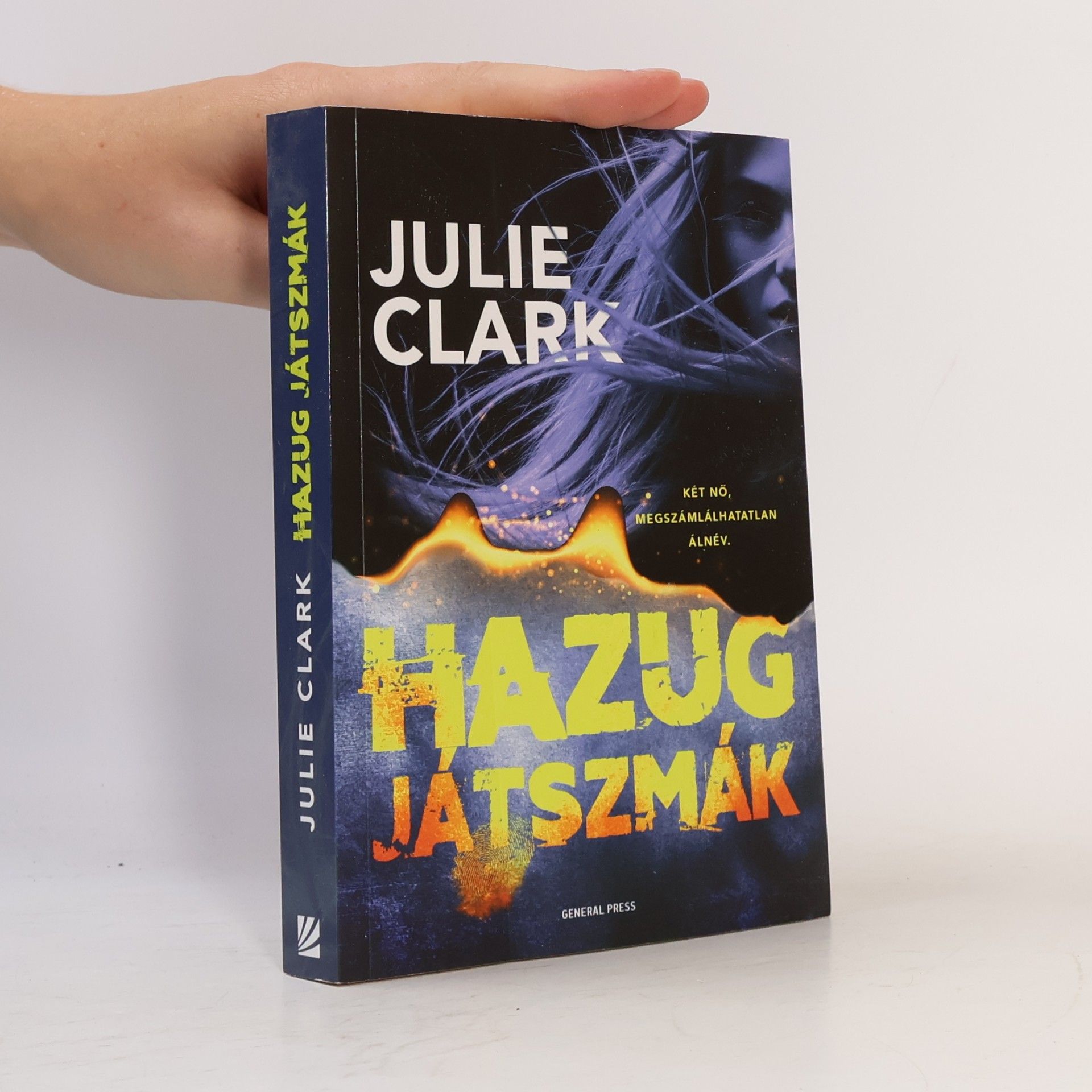 Julie Clark Hazug játszmák