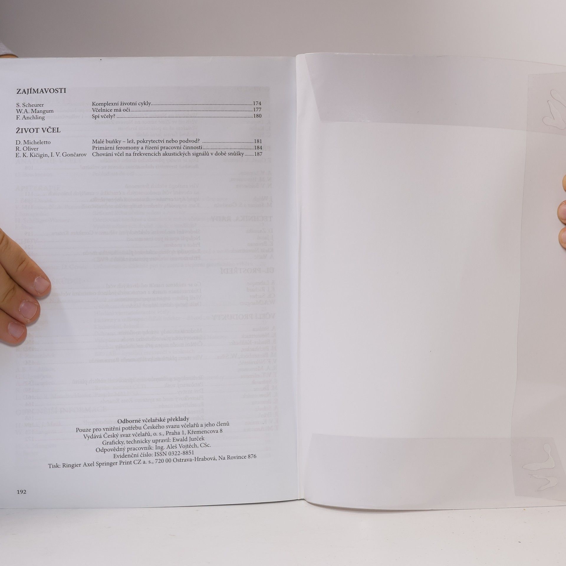 Autorenkollektiv Odborné včelařské překlady 1/2013