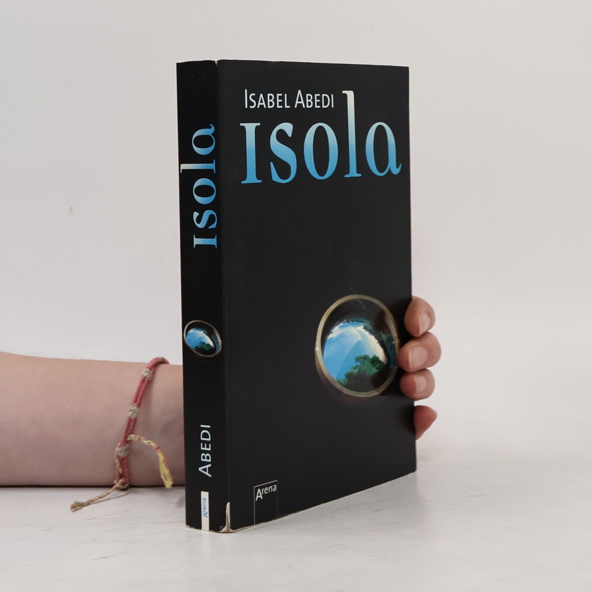 Isabel Abedi Isola
