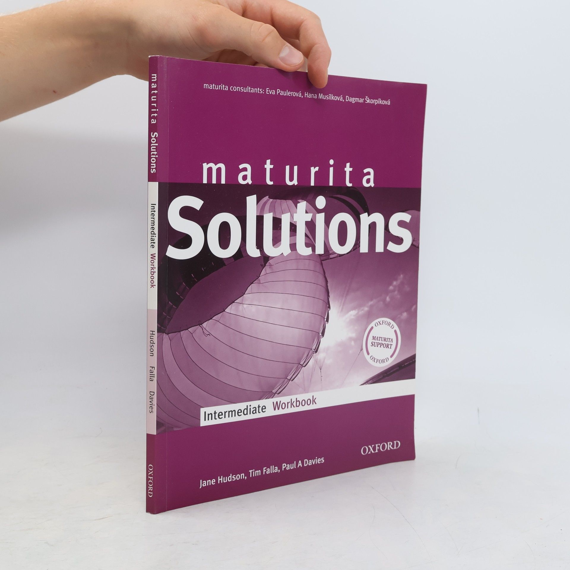 Maturita Solutions. Intermediate Workbook
