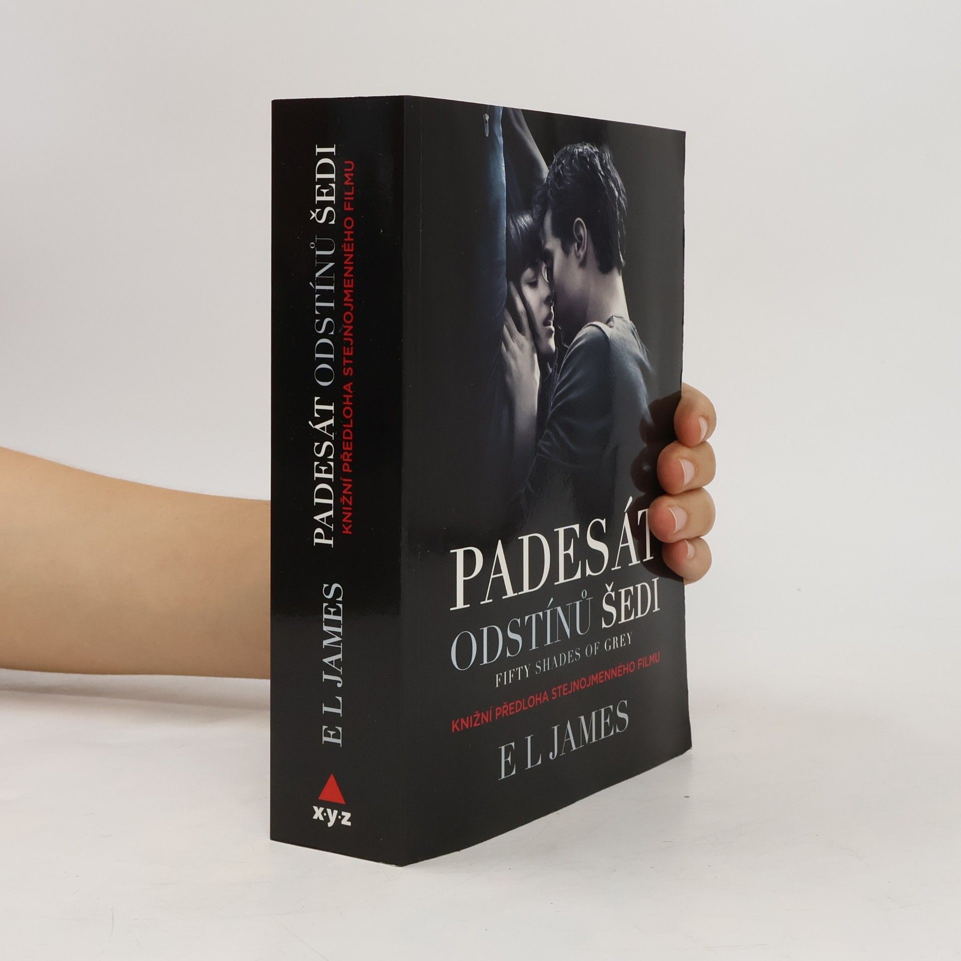 E. L. James Padesát odstínů šedi