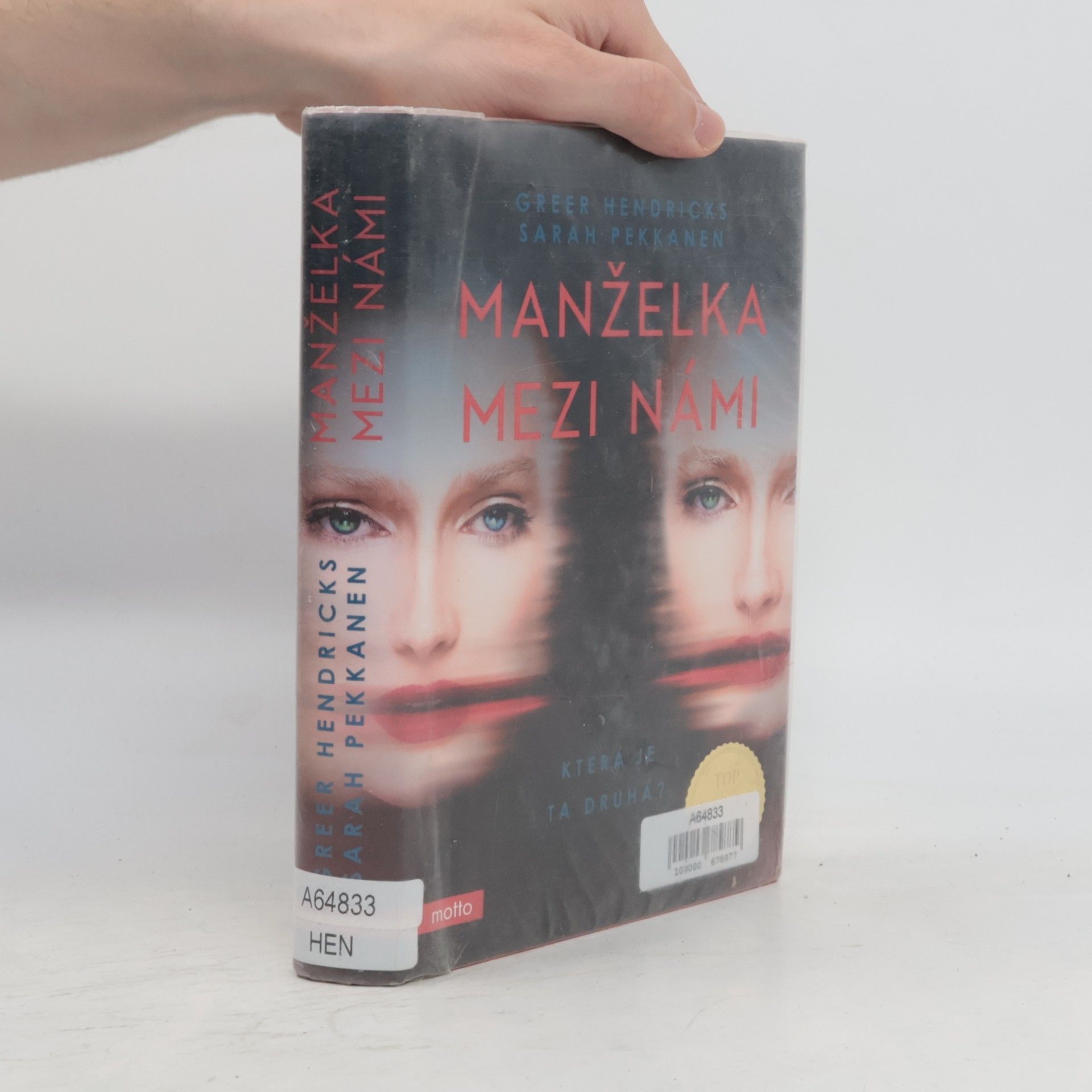 Greer Hendricks Manželka mezi námi