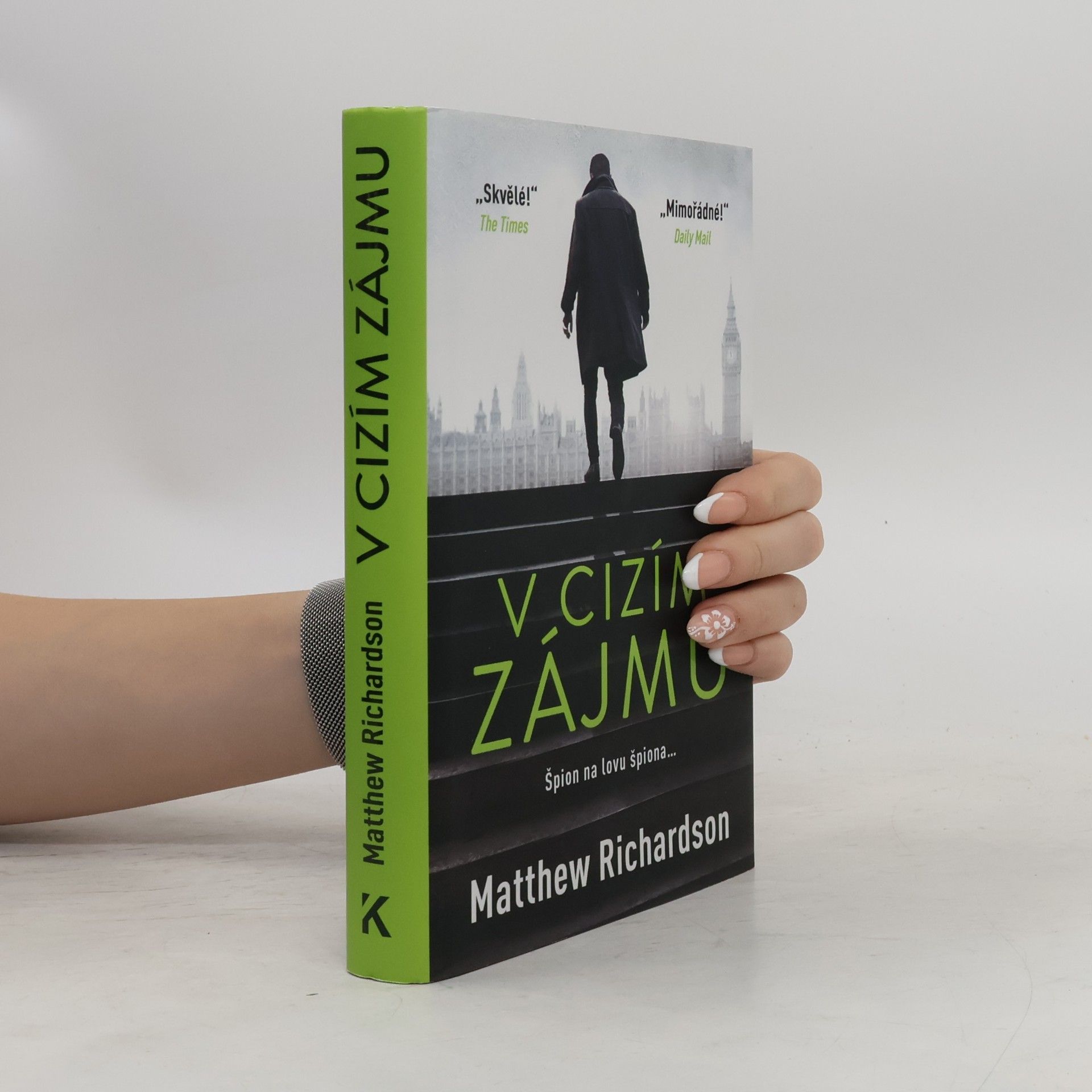 V cizím zájmu