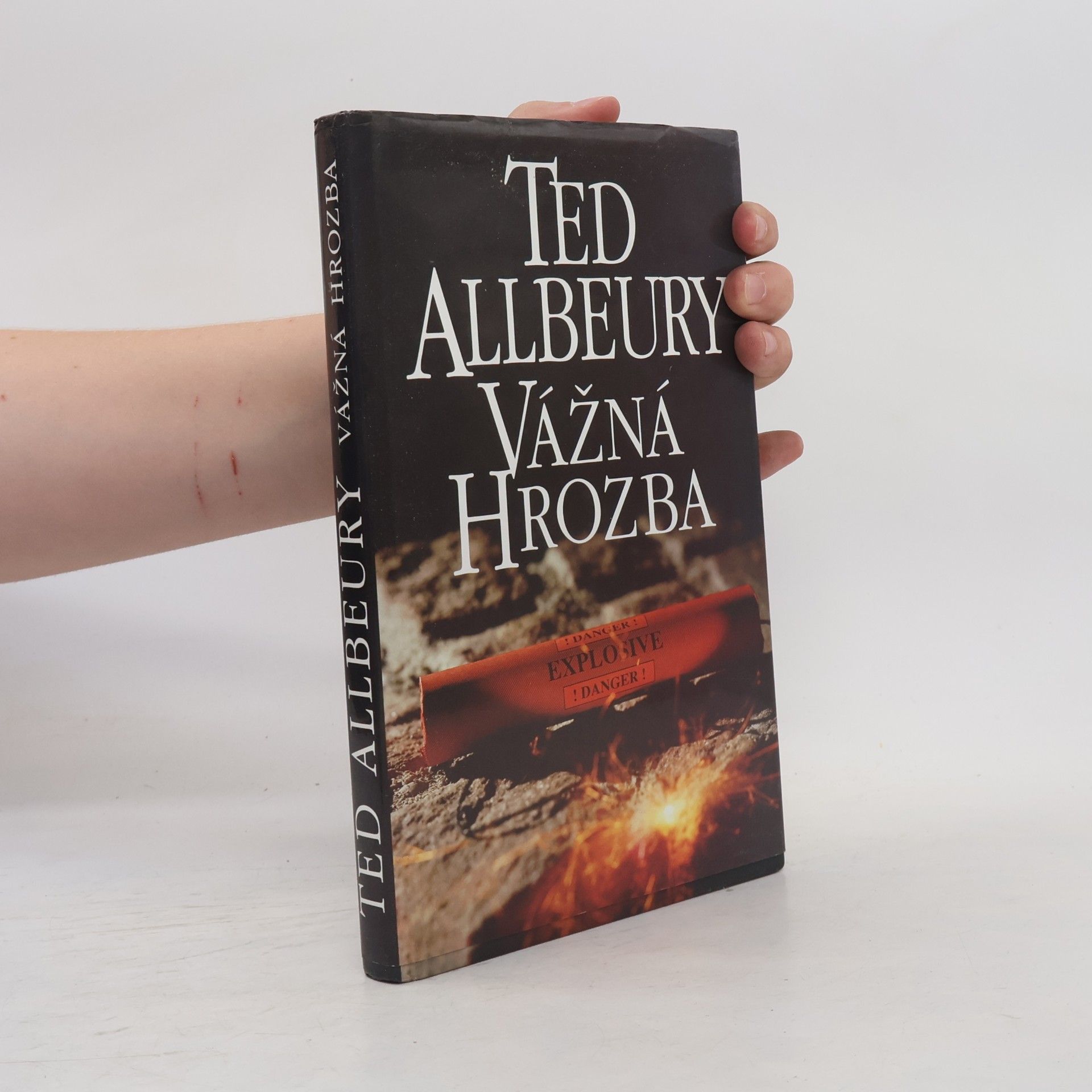 Ted Allbeury Vážná hrozba