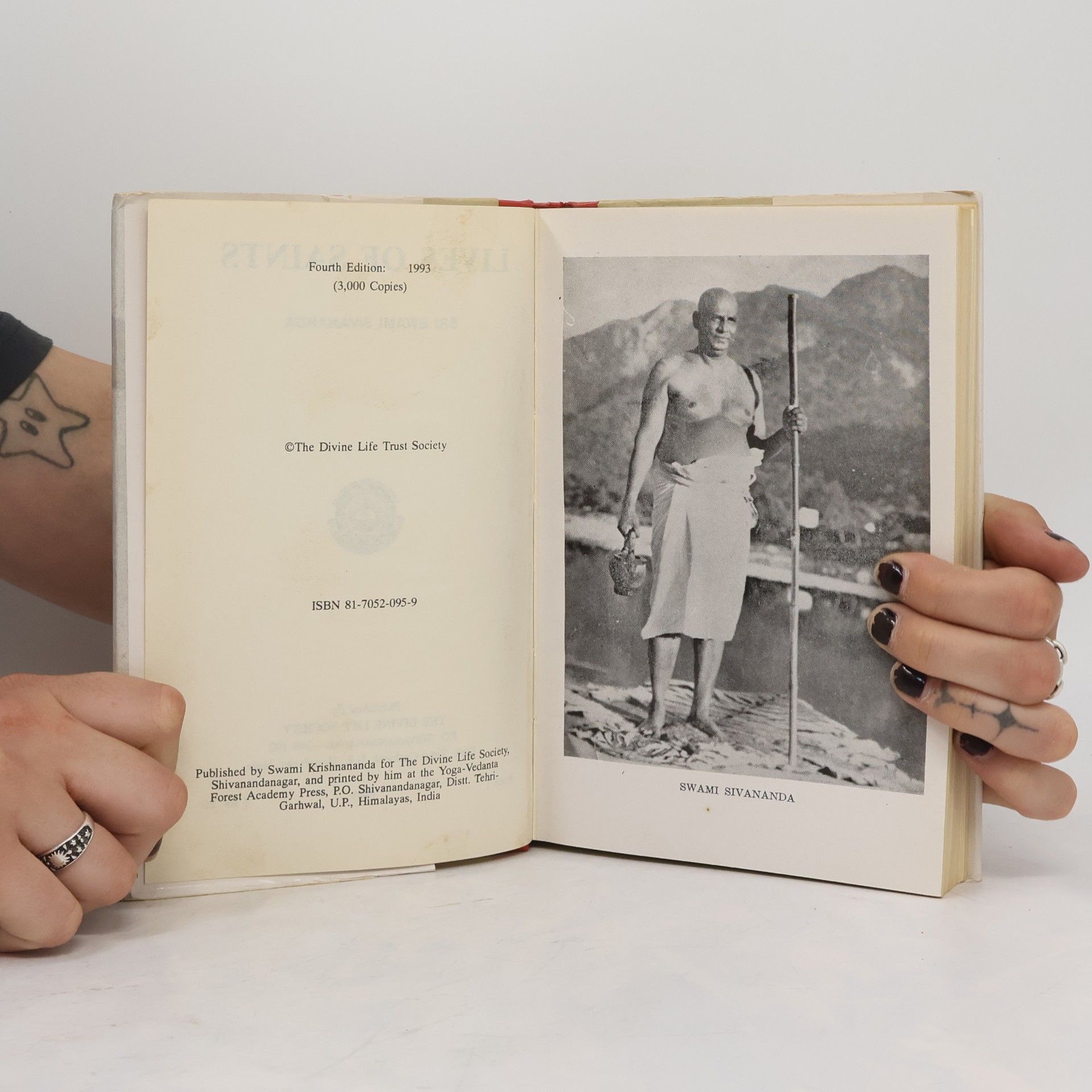 Swami Sivananda Lives of Saints