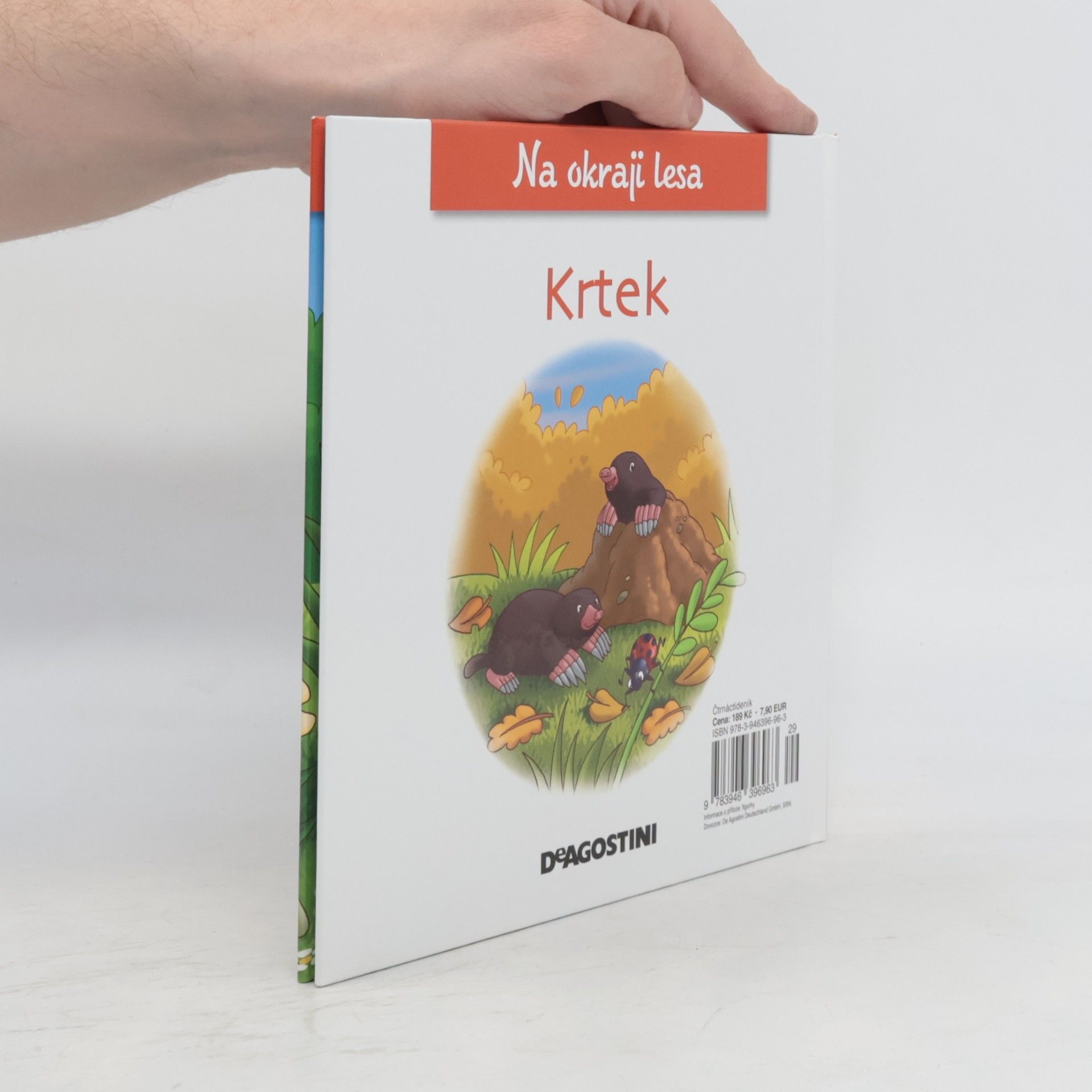 Petra Zavřelová Na okraji lesa 24. Krtek