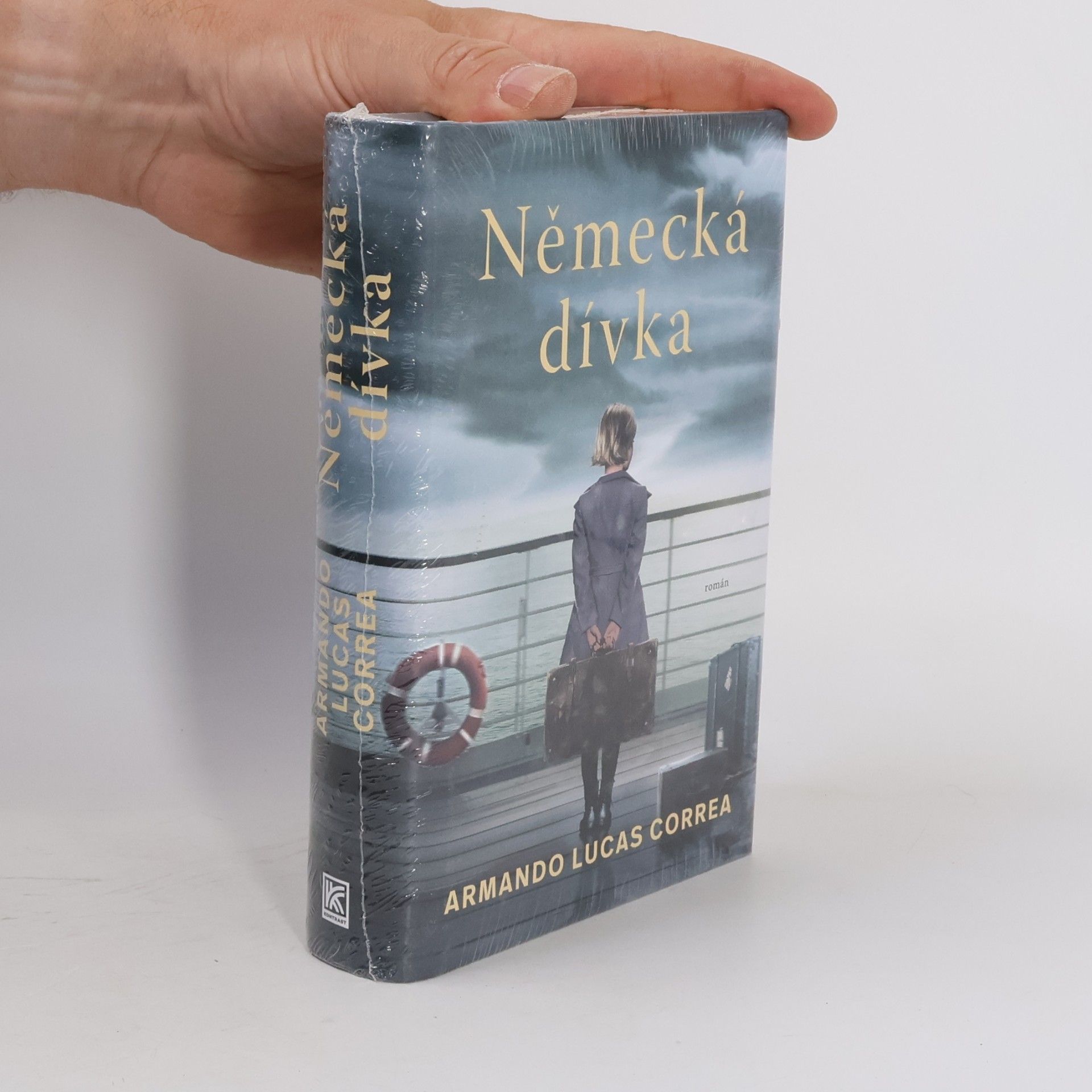 Armando Lucas Correa Německá dívka