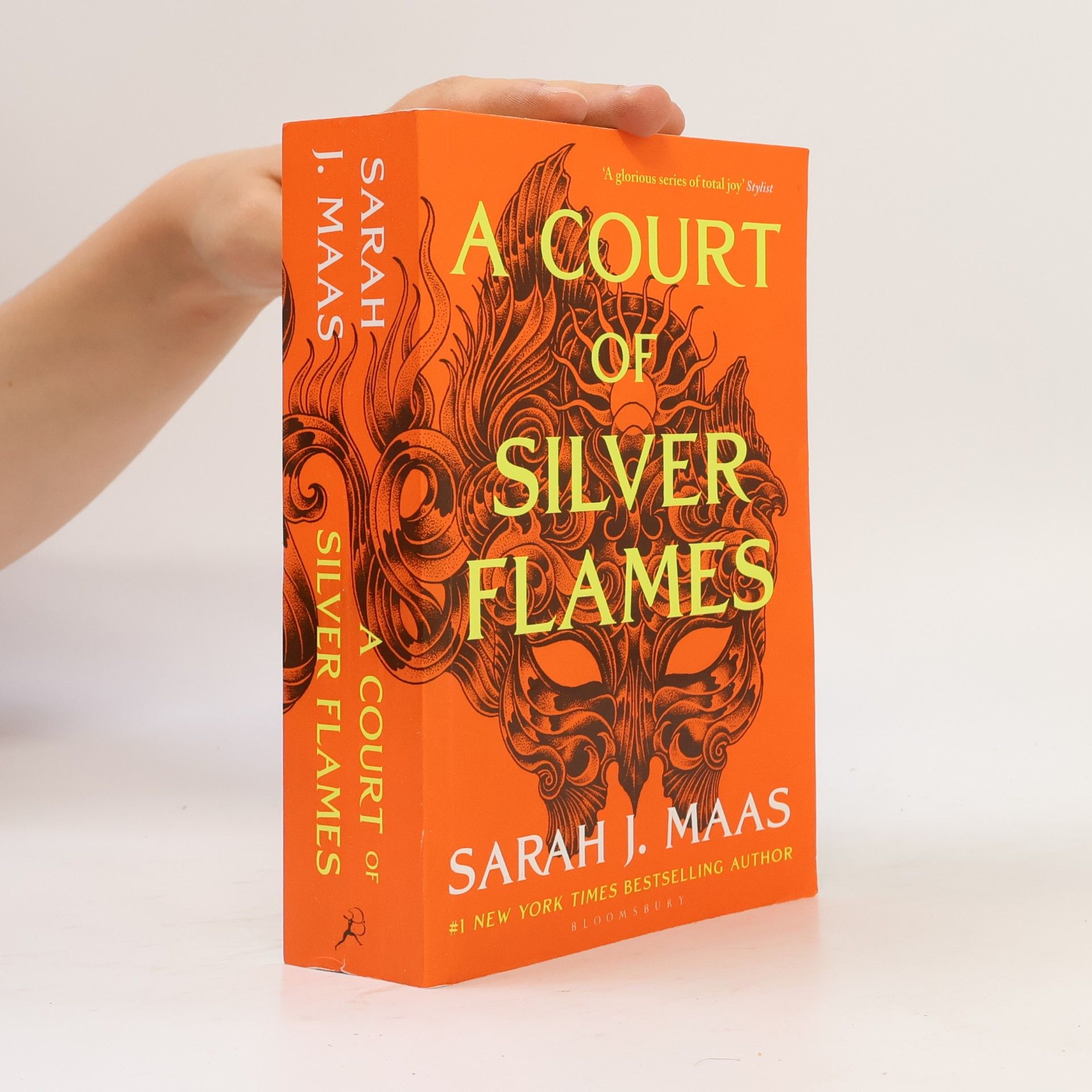 Sarah J. Maas A Court of Silver Flames