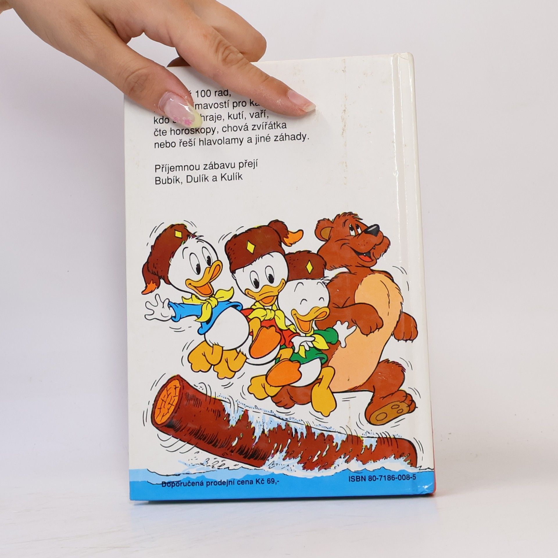 Walt Disney 1. příručka mladých svišťů. Tajná kniha na hraní doma i venku
