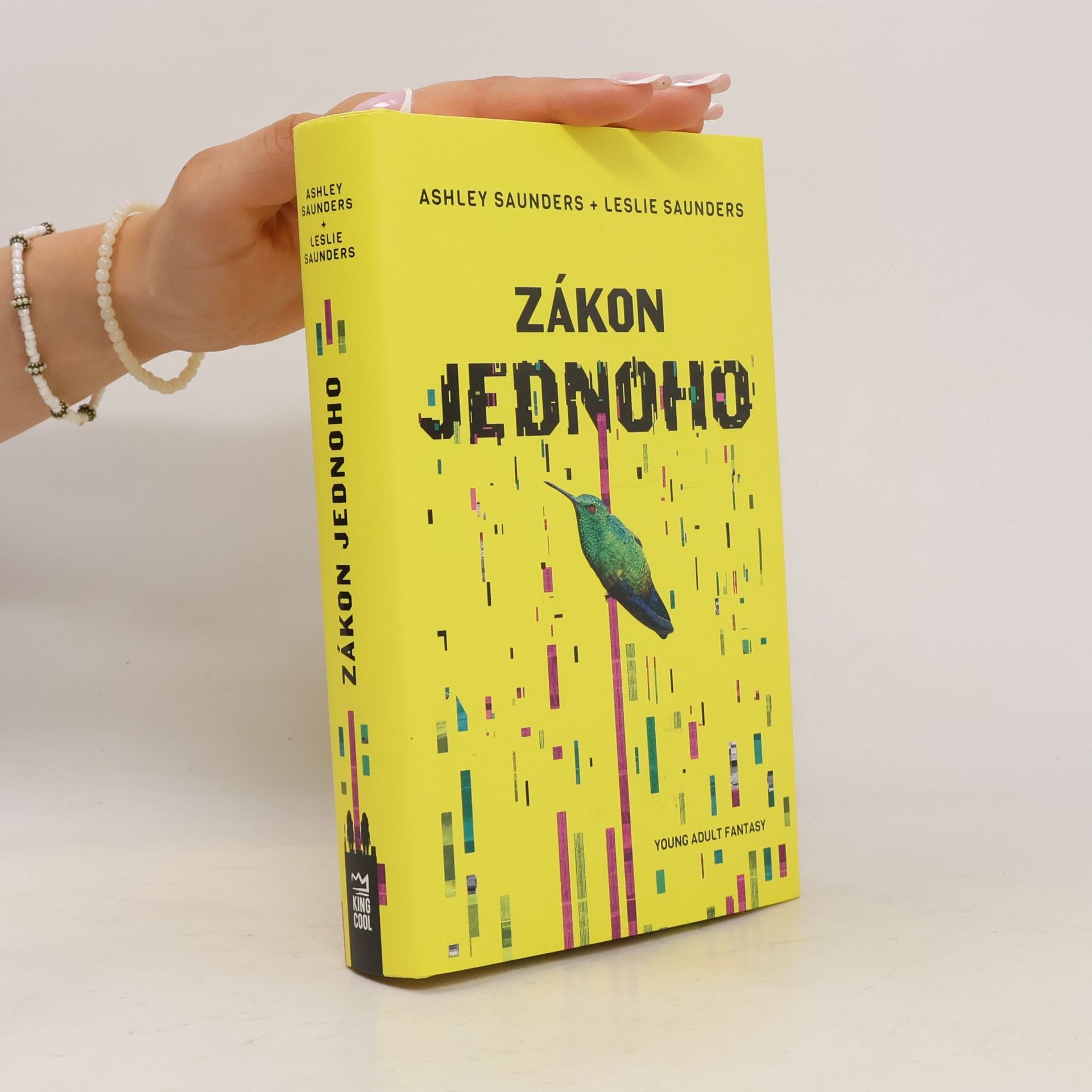 Leslie Saunders Zákon jednoho