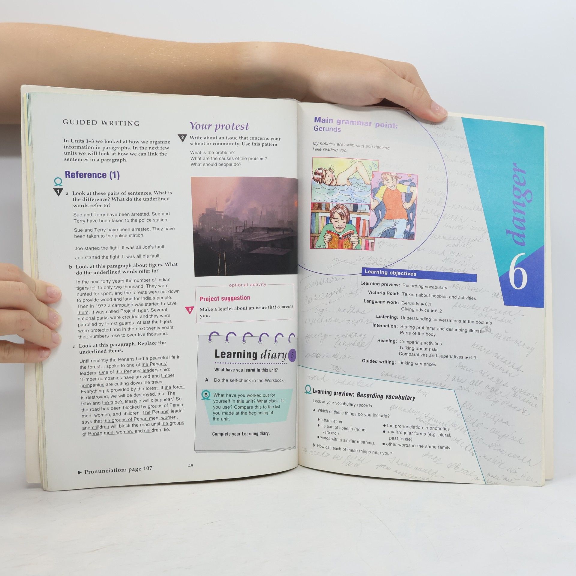 Tom Hutchinson New hotline : Pre-intermadiate student's book