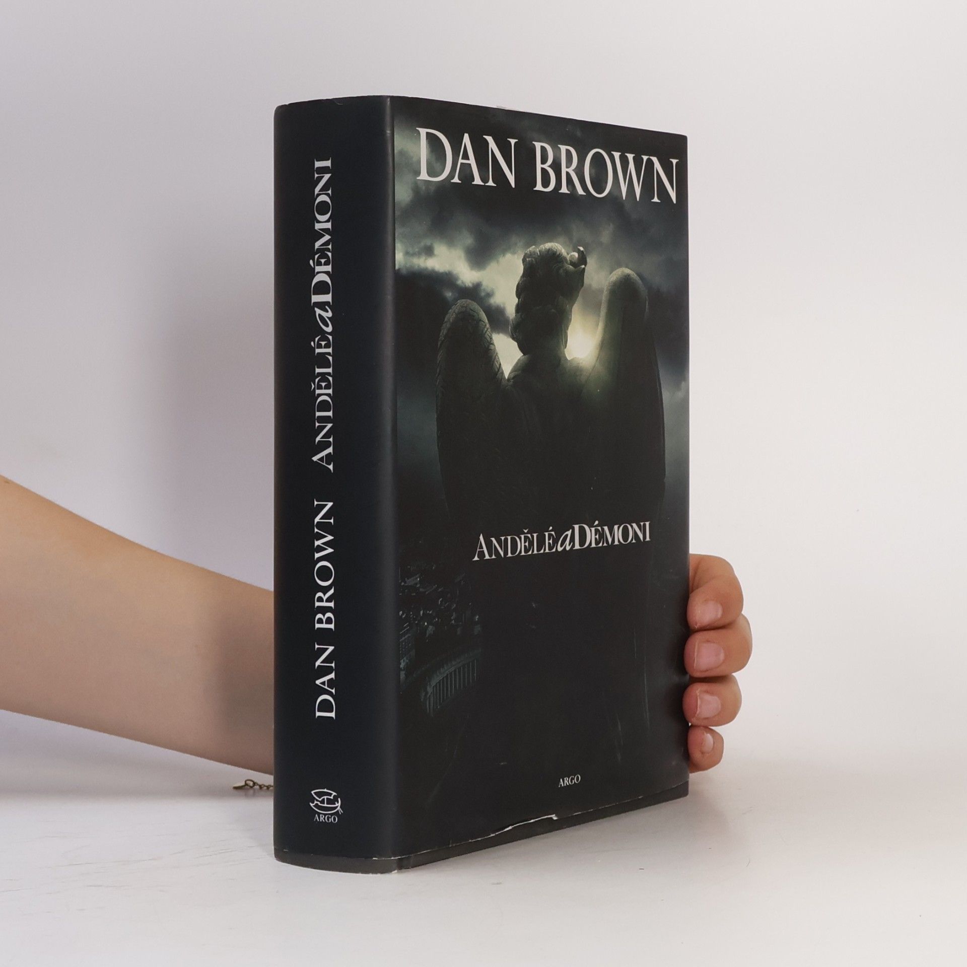 Dan Brown Andělé a démoni