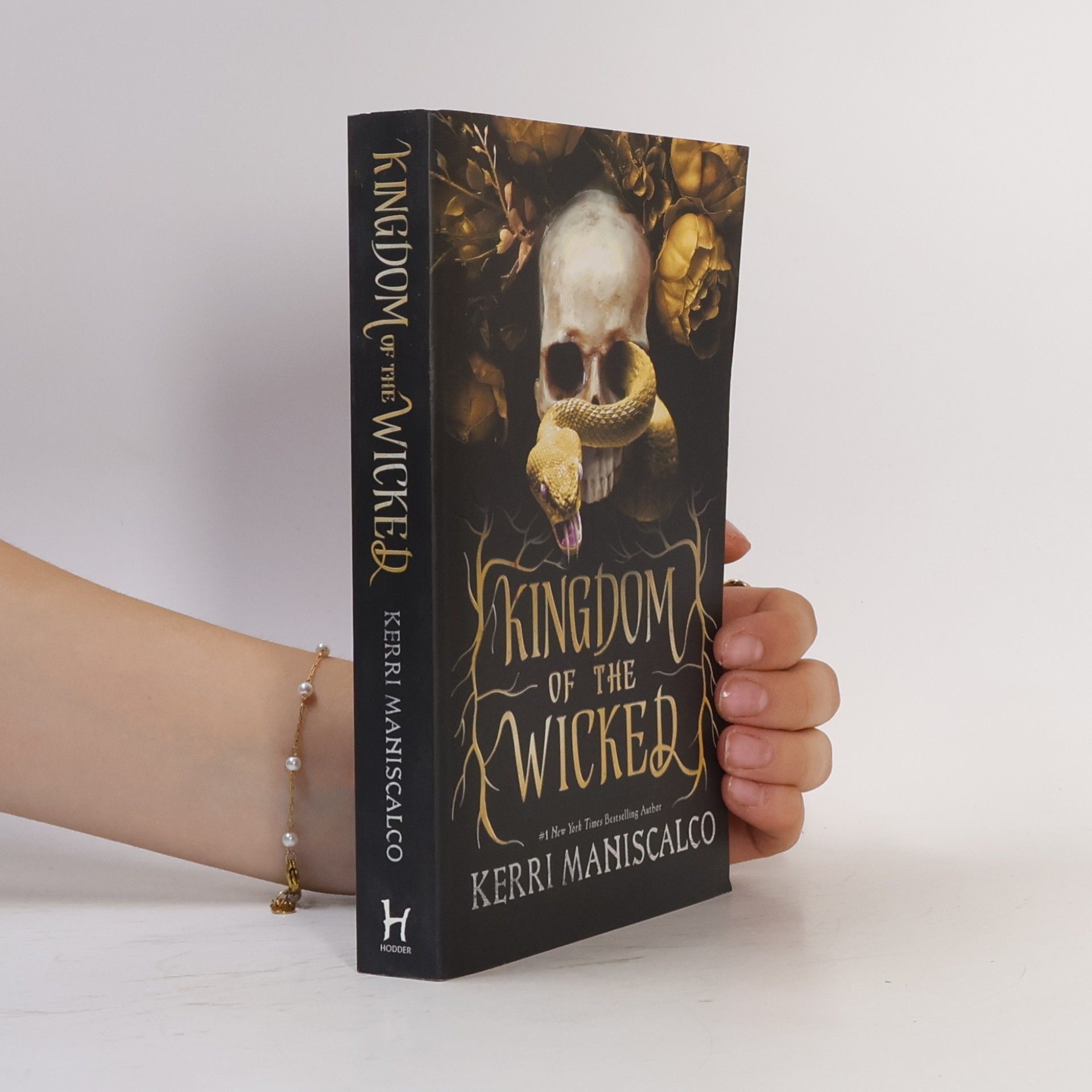 Kerri Maniscalco Kingdom of the Wicked