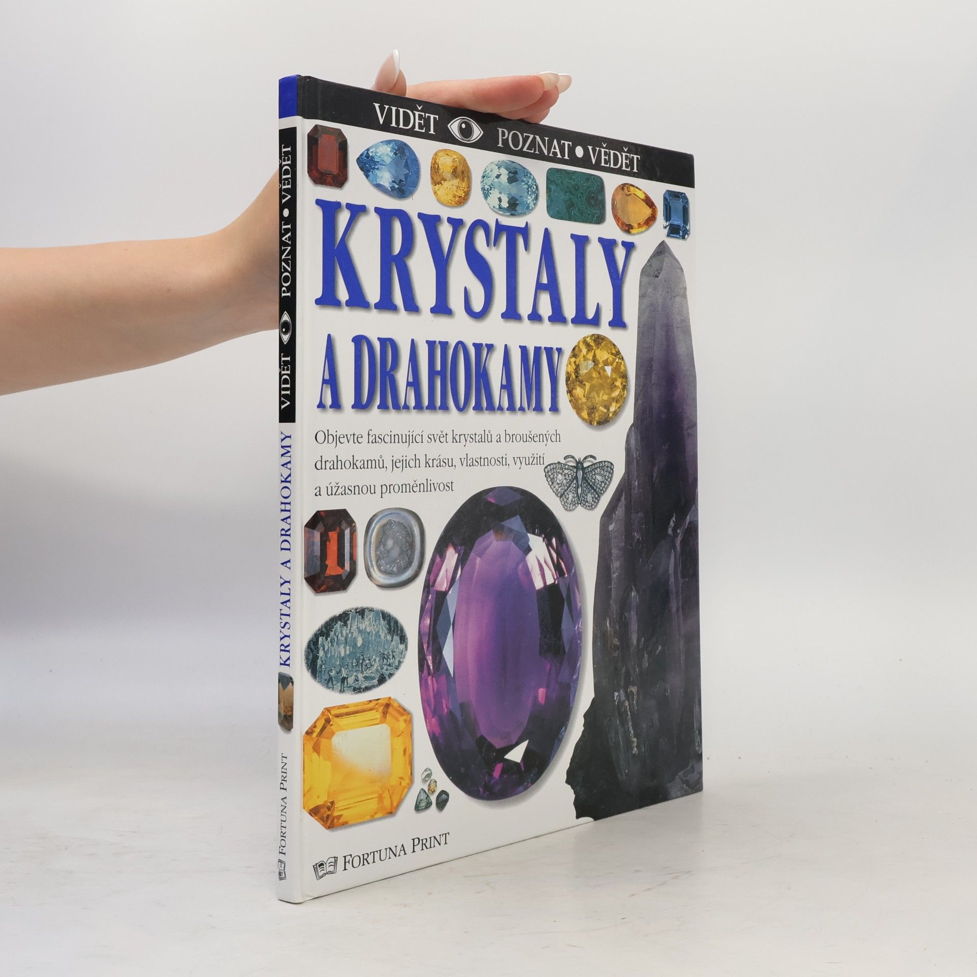 Robert F. Symes Krystaly a drahokamy