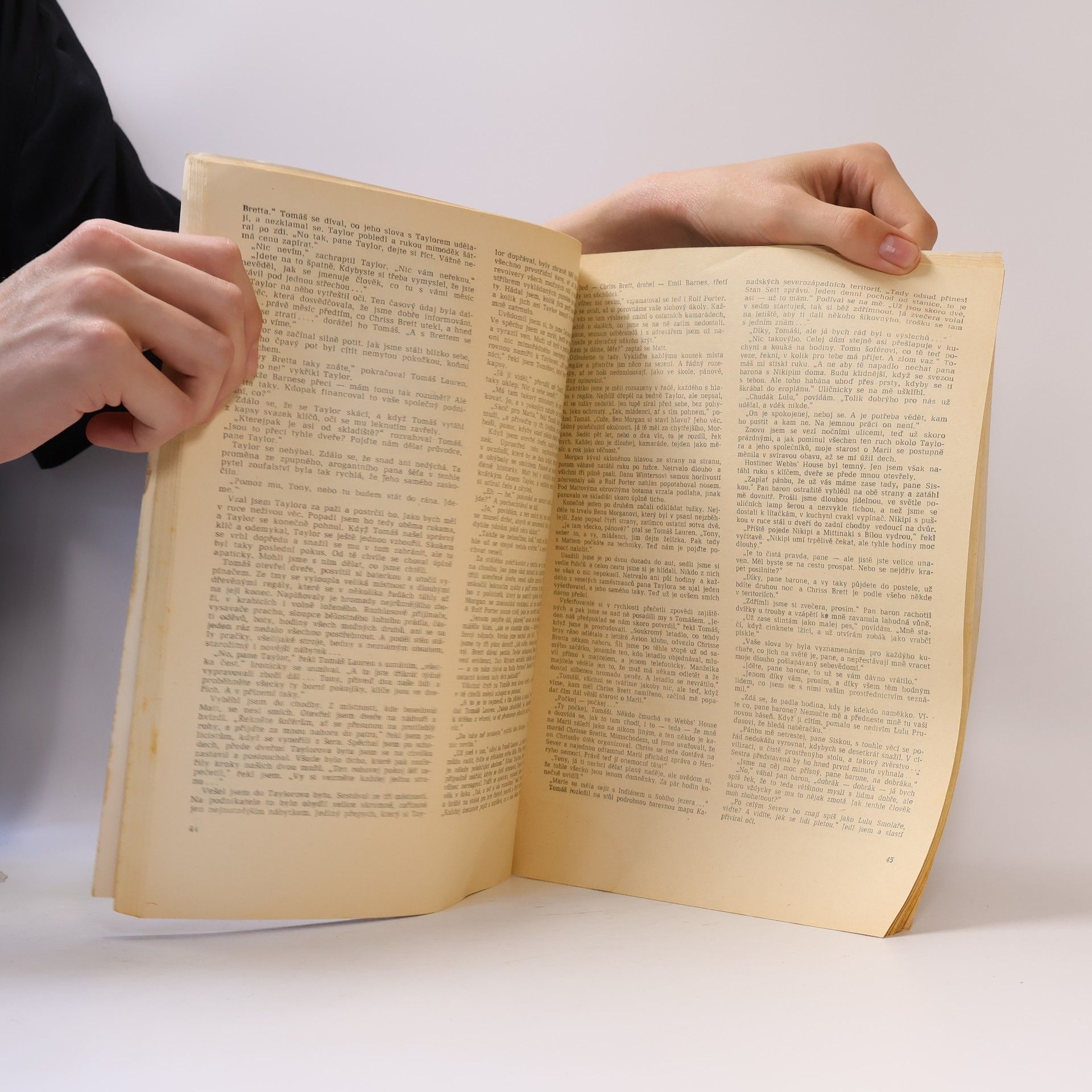 Josef Kutík Karavana č. 186. Bílá vydra na vlčí stezce