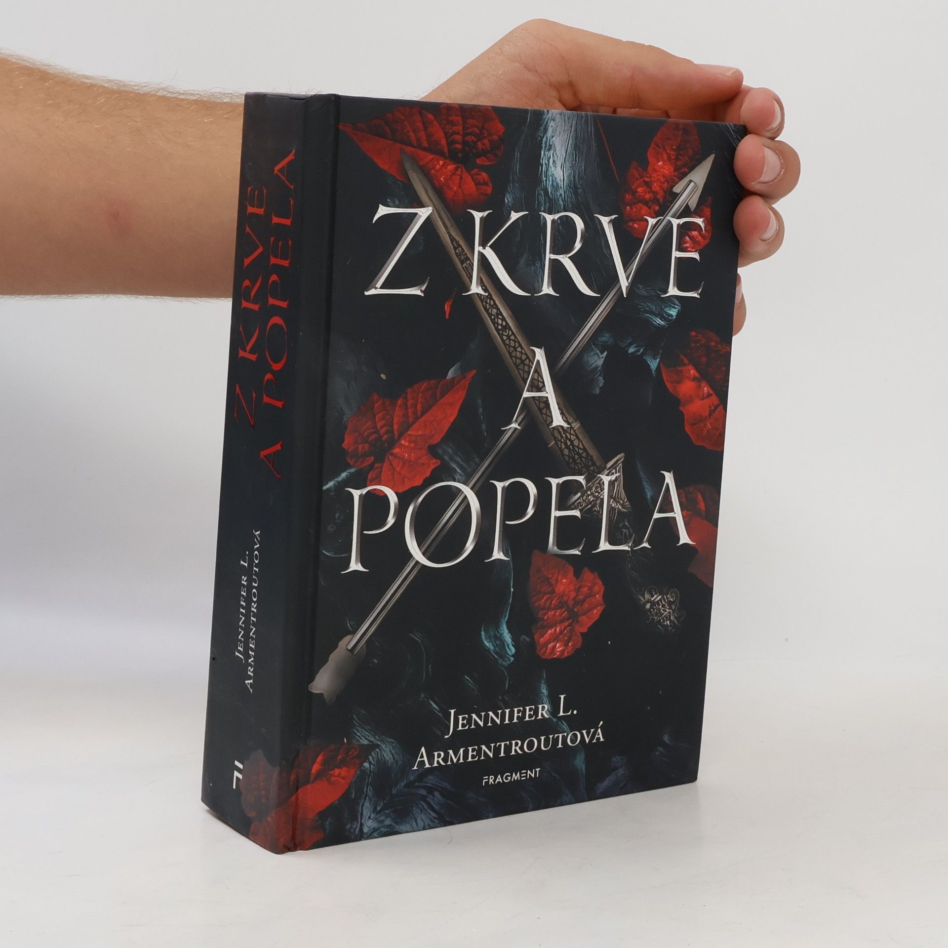 Jennifer L. Armentrout Z krve a popela