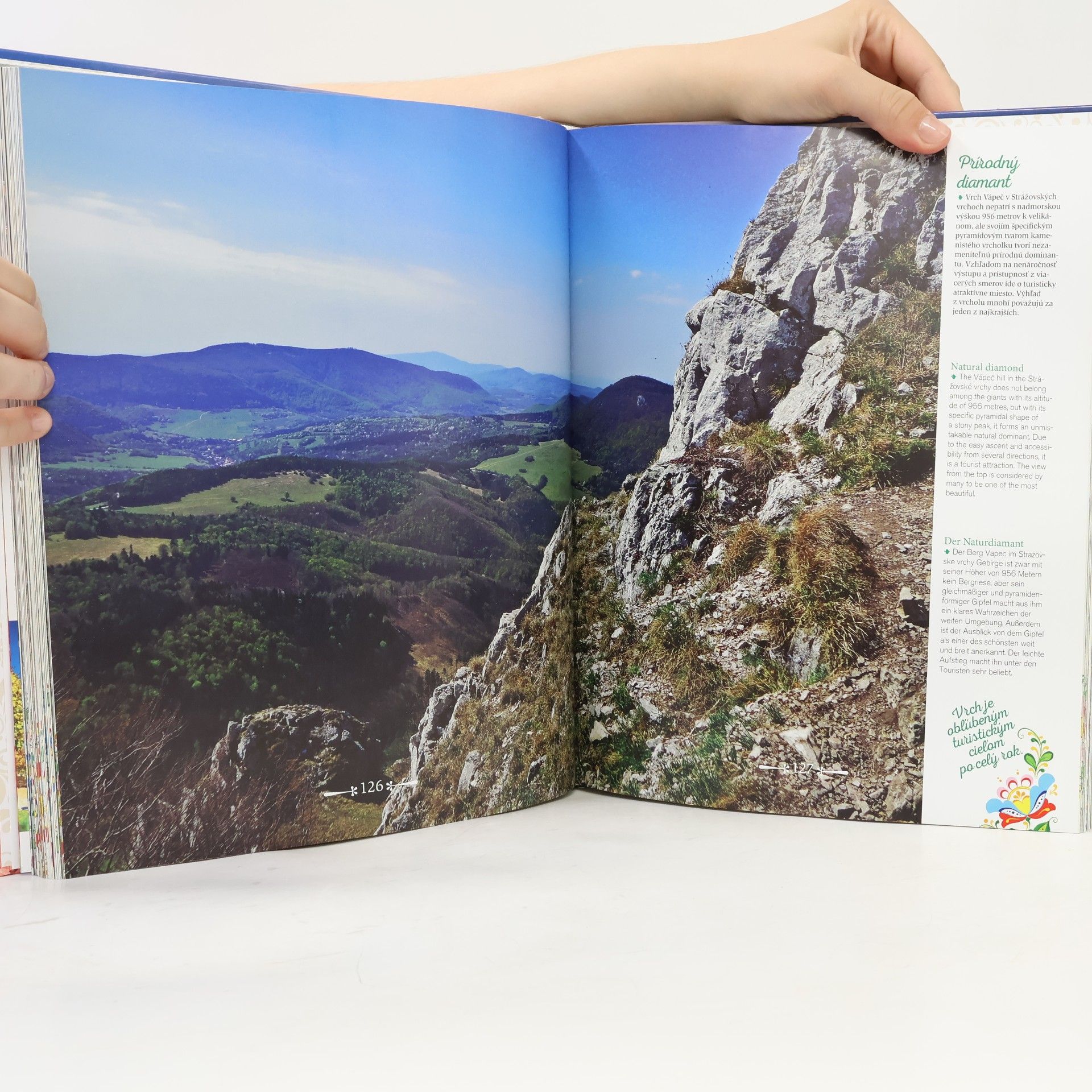 Collectif d'auteurs Čarovné Slovensko