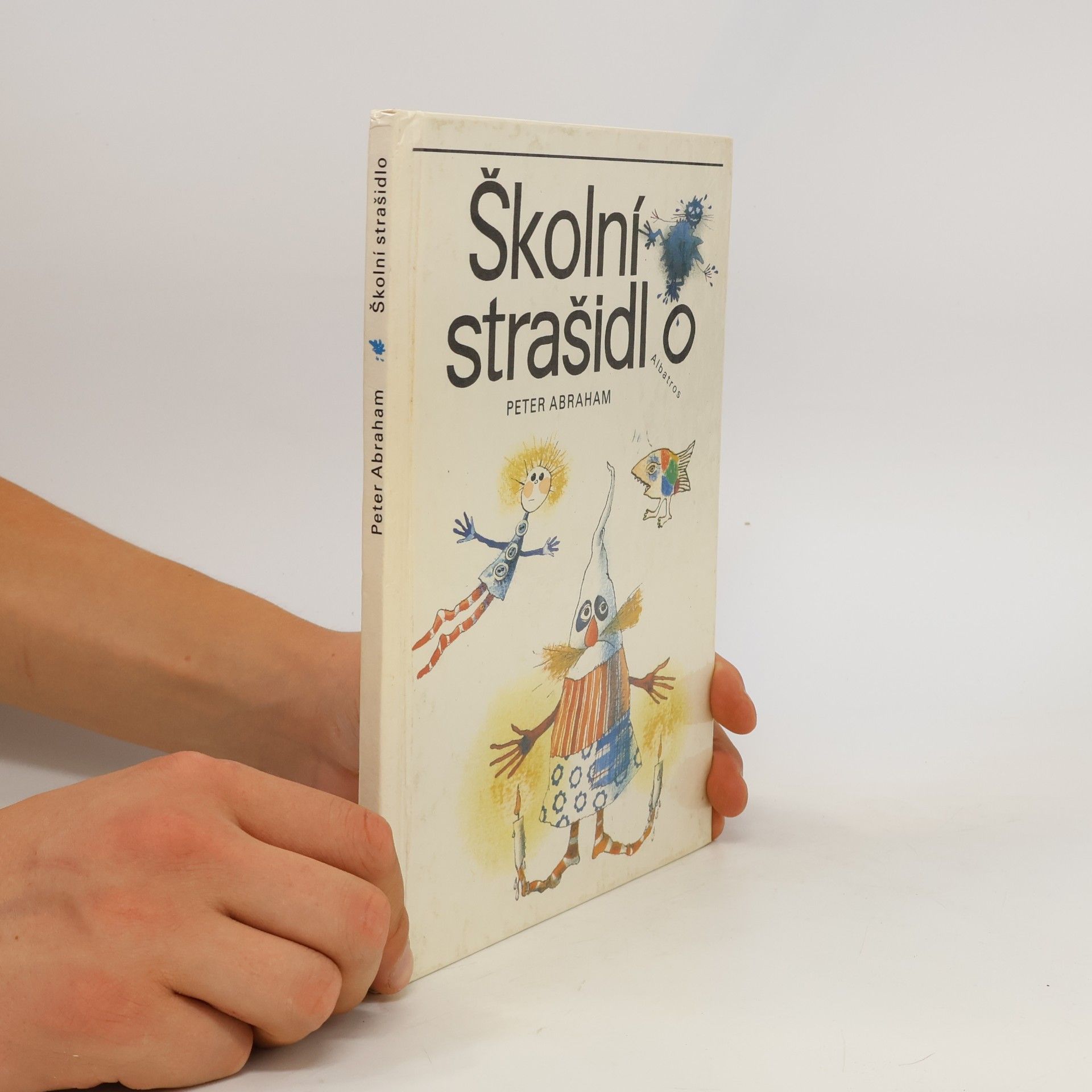 Peter Abraham Školní strašidlo