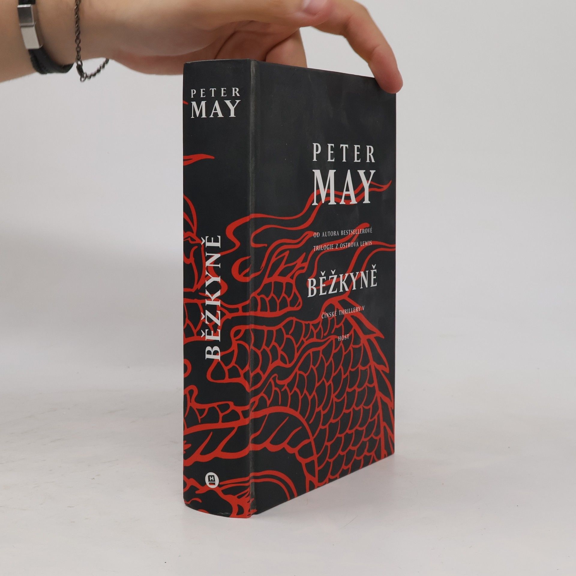 Peter May Běžkyně