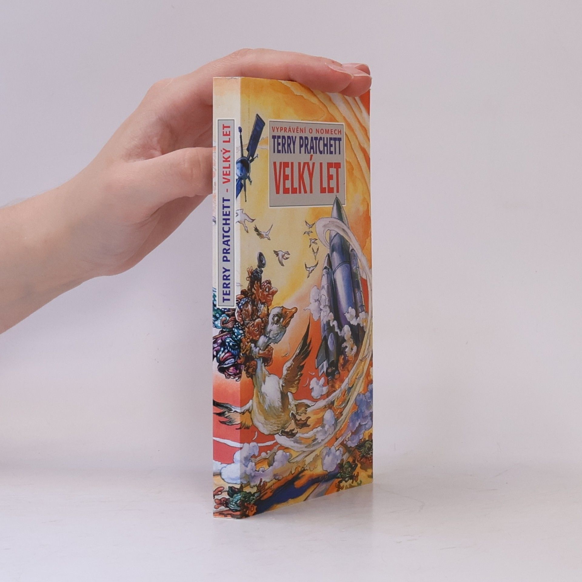 Terry Pratchett Velký let. Vyprávění o nomech. 3. díl