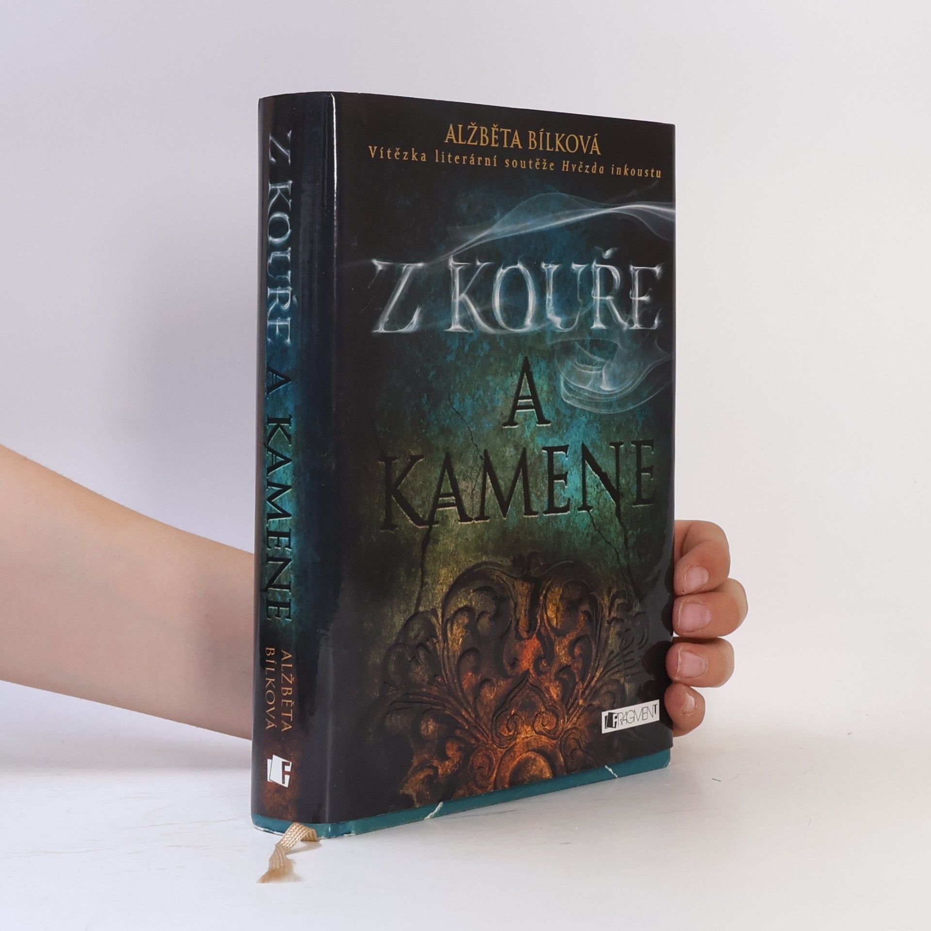 Alžběta Bílková Z kouře a kamene