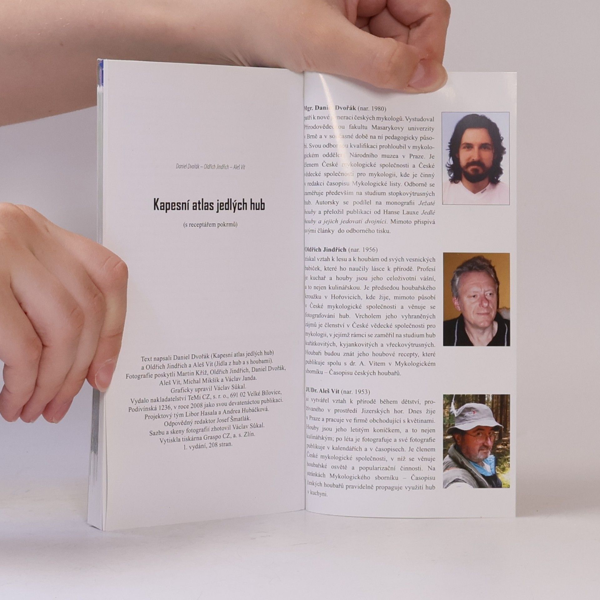 Daniel Dvořák Kapesní atlas jedlých hub