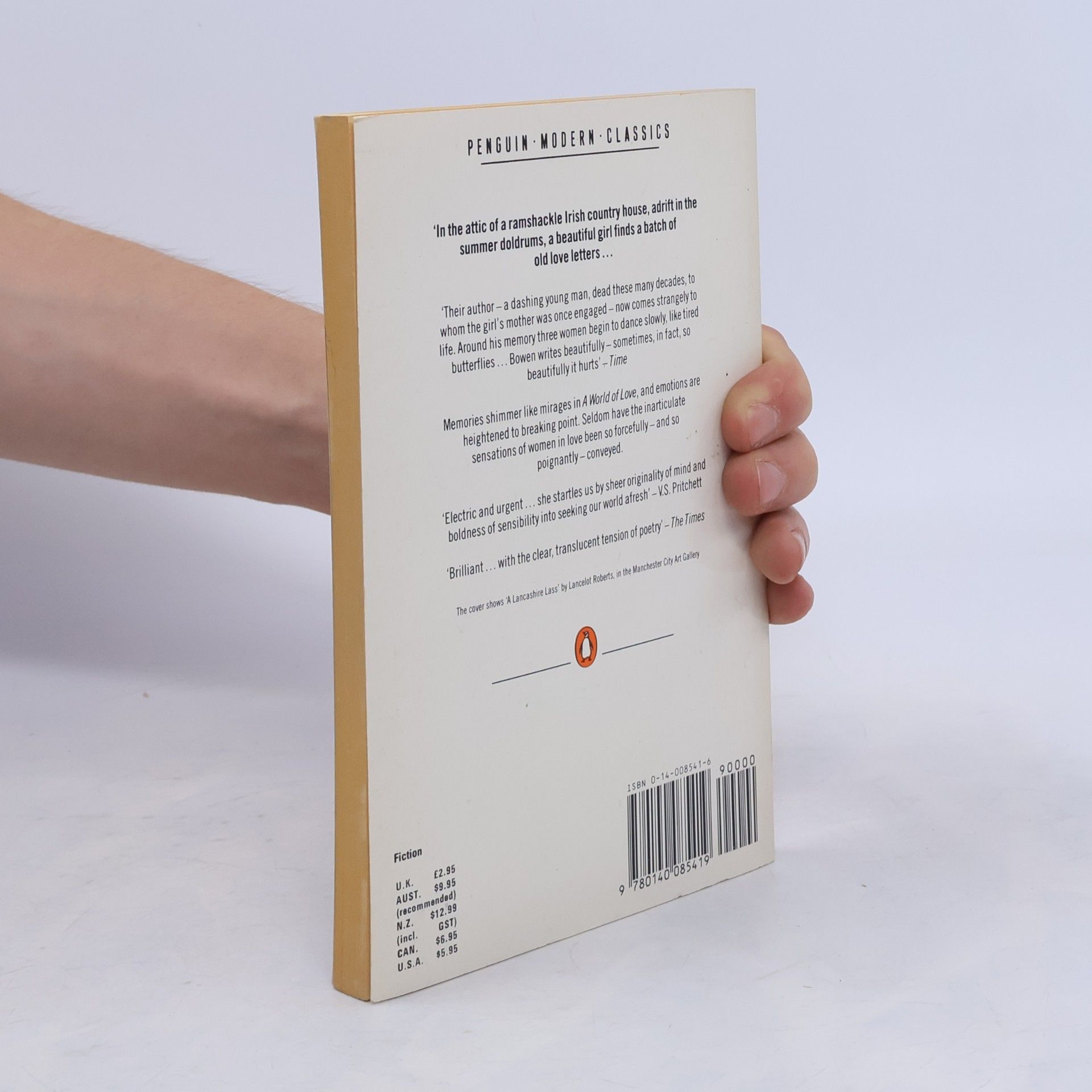 Elizabeth Bowen Penguin Modern Classics: A World of Love