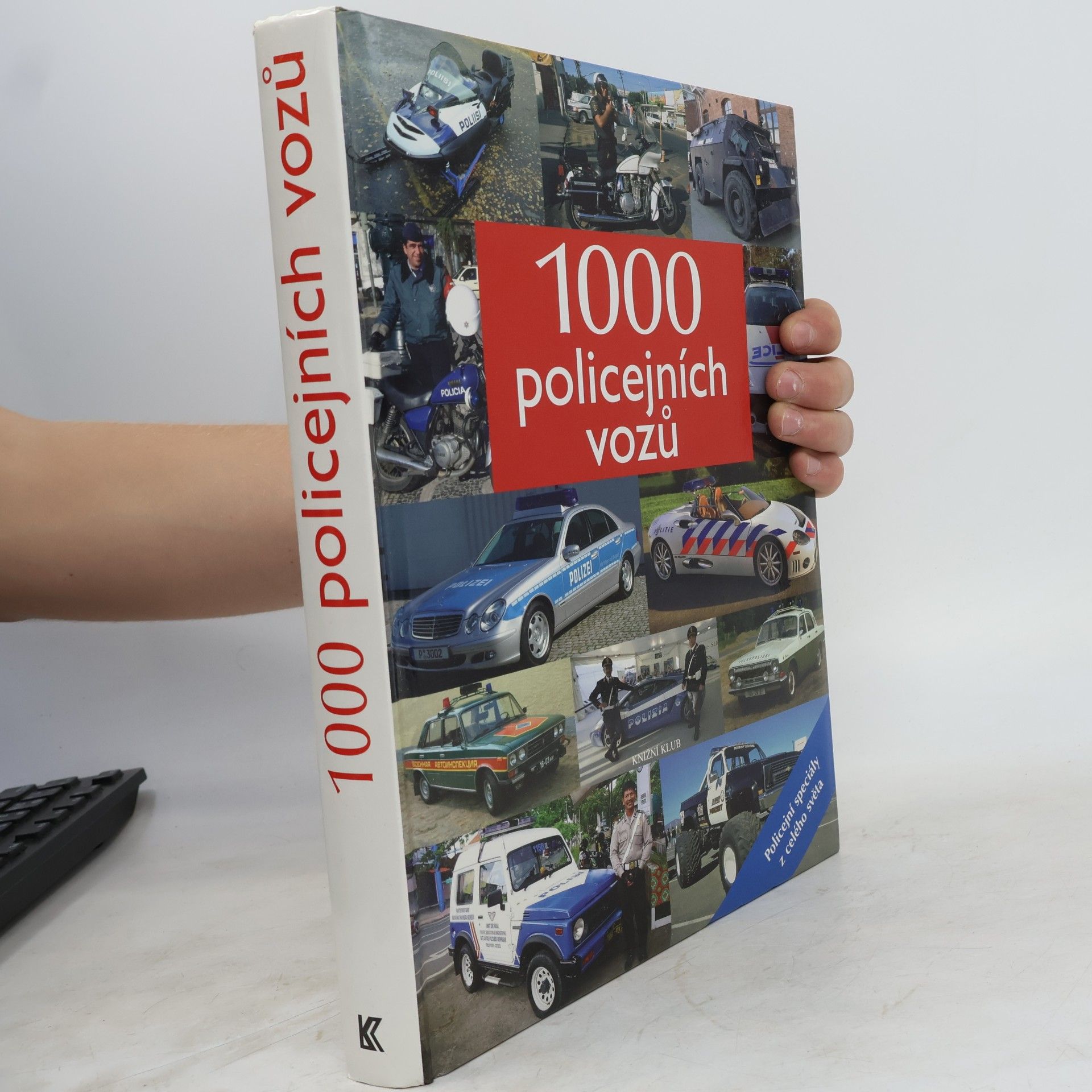 Milada Burianová 1000 policejních vozů. Policejní speciály z celého světa