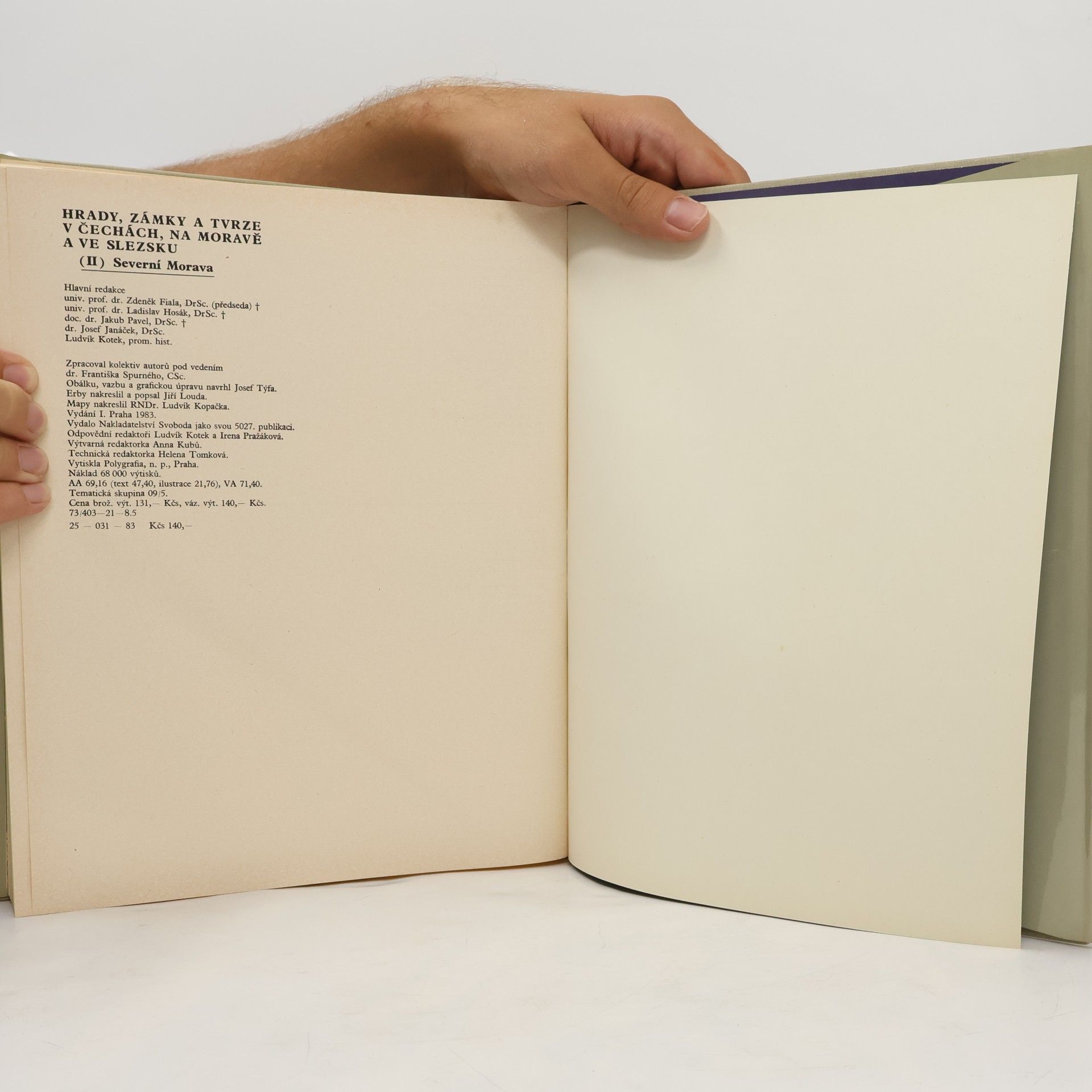 Various authors Hrady, zámky a tvrze v Čechách, na Moravě a ve Slezsku II. Severní Morava