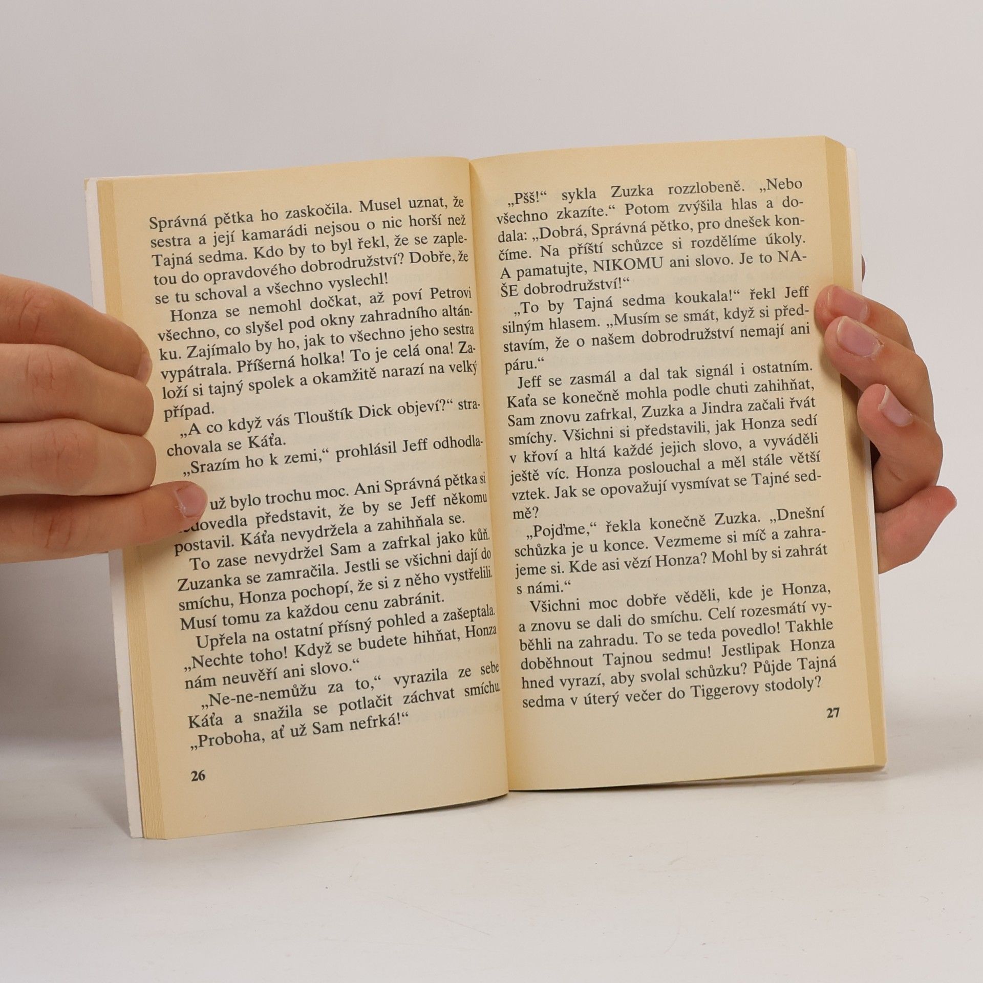 Enid Blyton Tajná sedma. Zločin na železnici