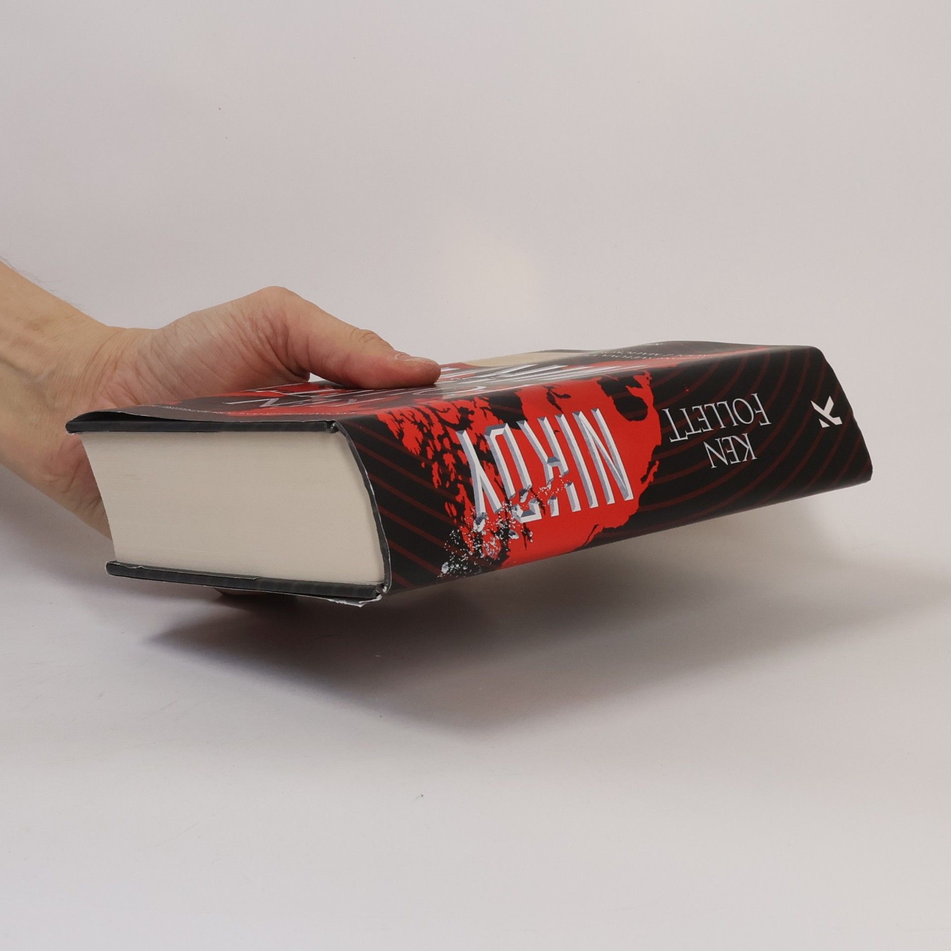 Ken Follett Nikdy