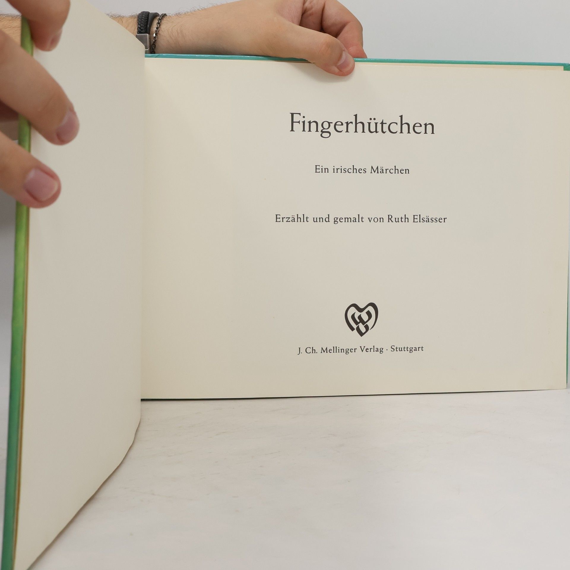 Ruth Elsässer Fingerhütchen
