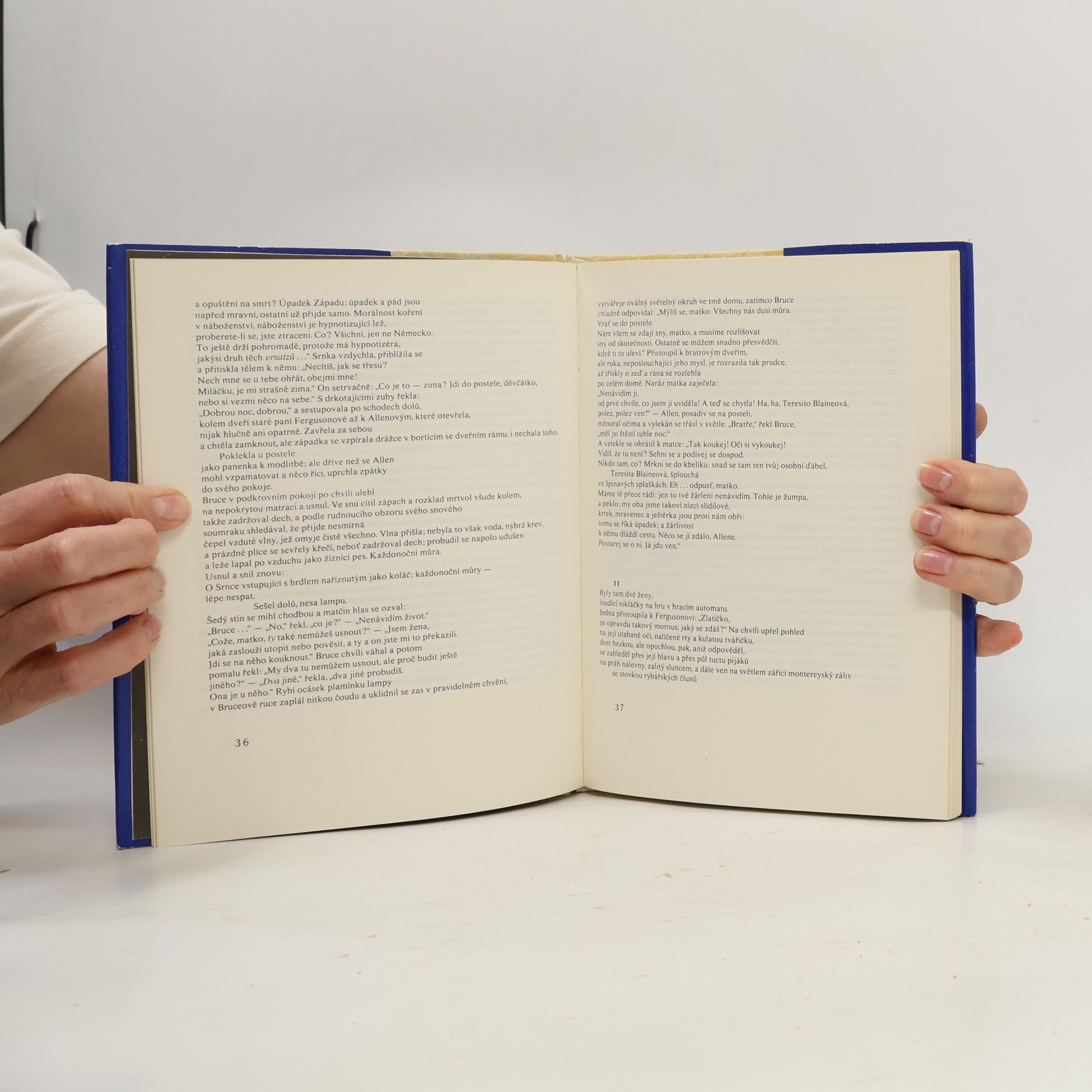 Robinson Jeffers Pastýřka putující k dubnu. Mara. Hřebec grošák