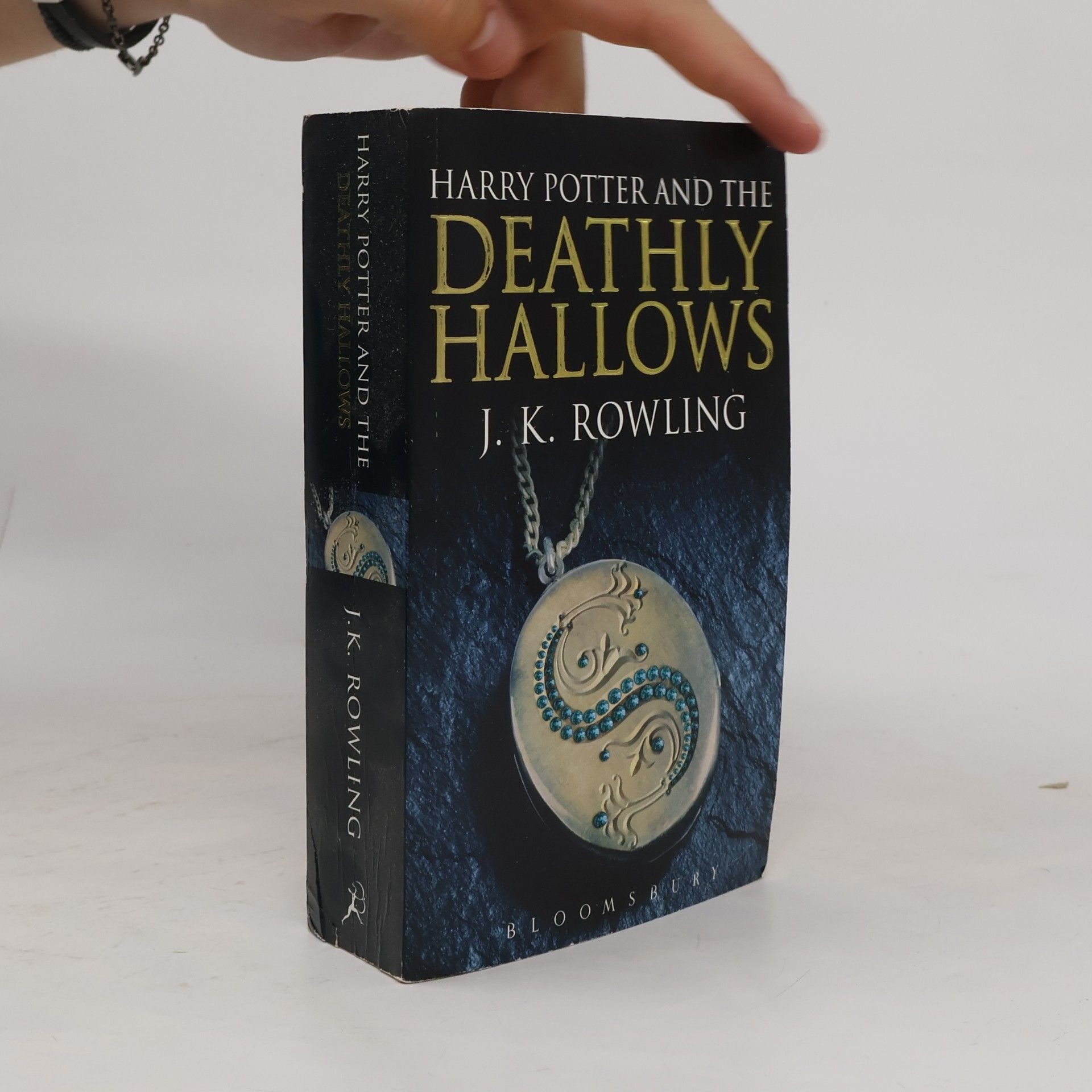 J. K. Rowling Harry Potter and the Deathly Hallows