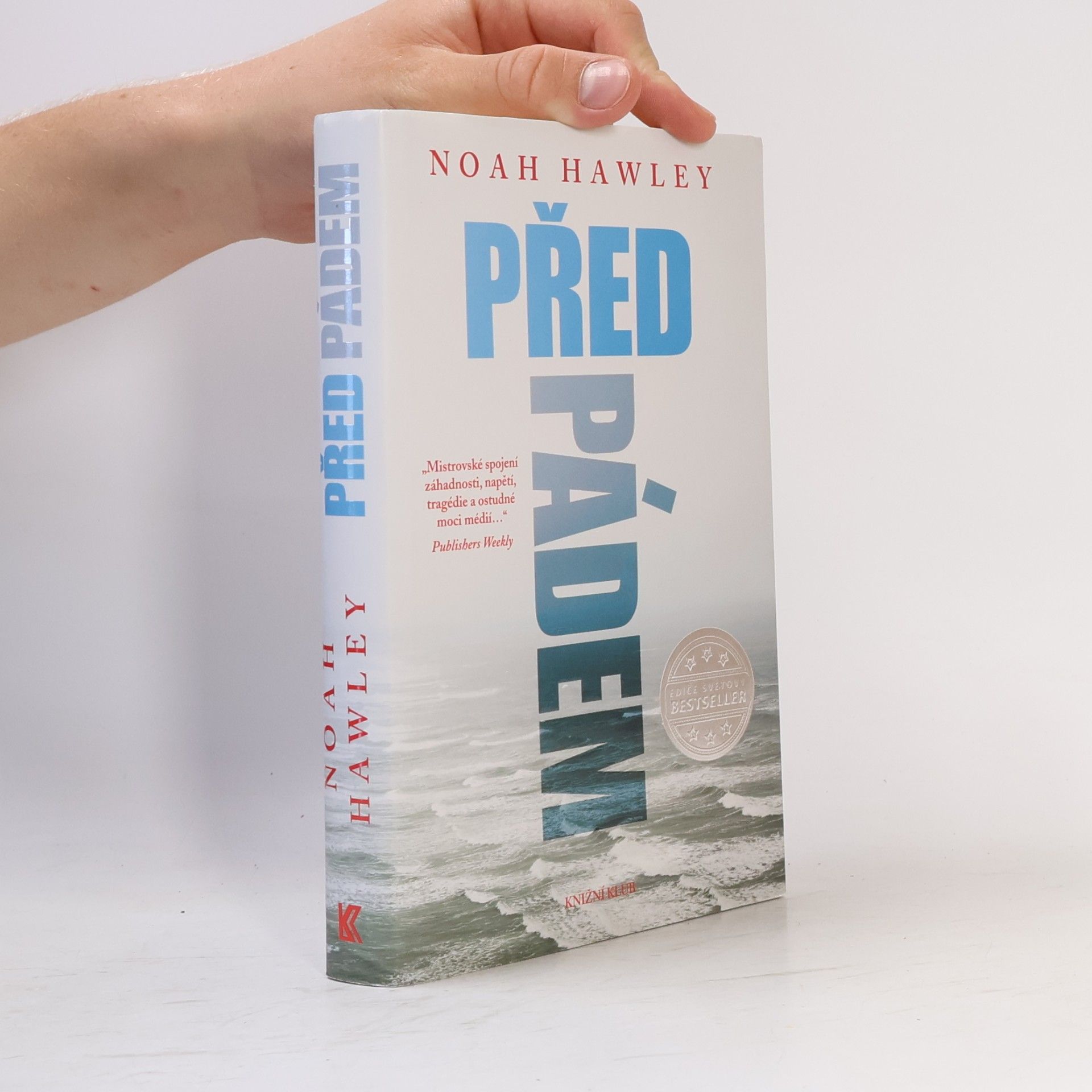 Noah Hawley Před pádem