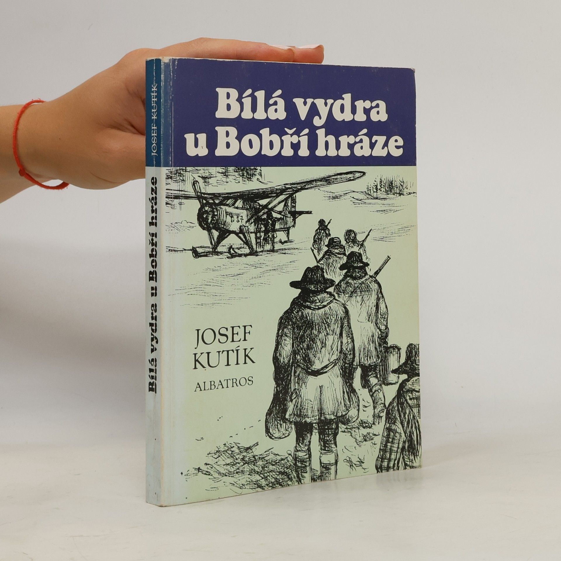 Bílá vydra u Bobří hráze